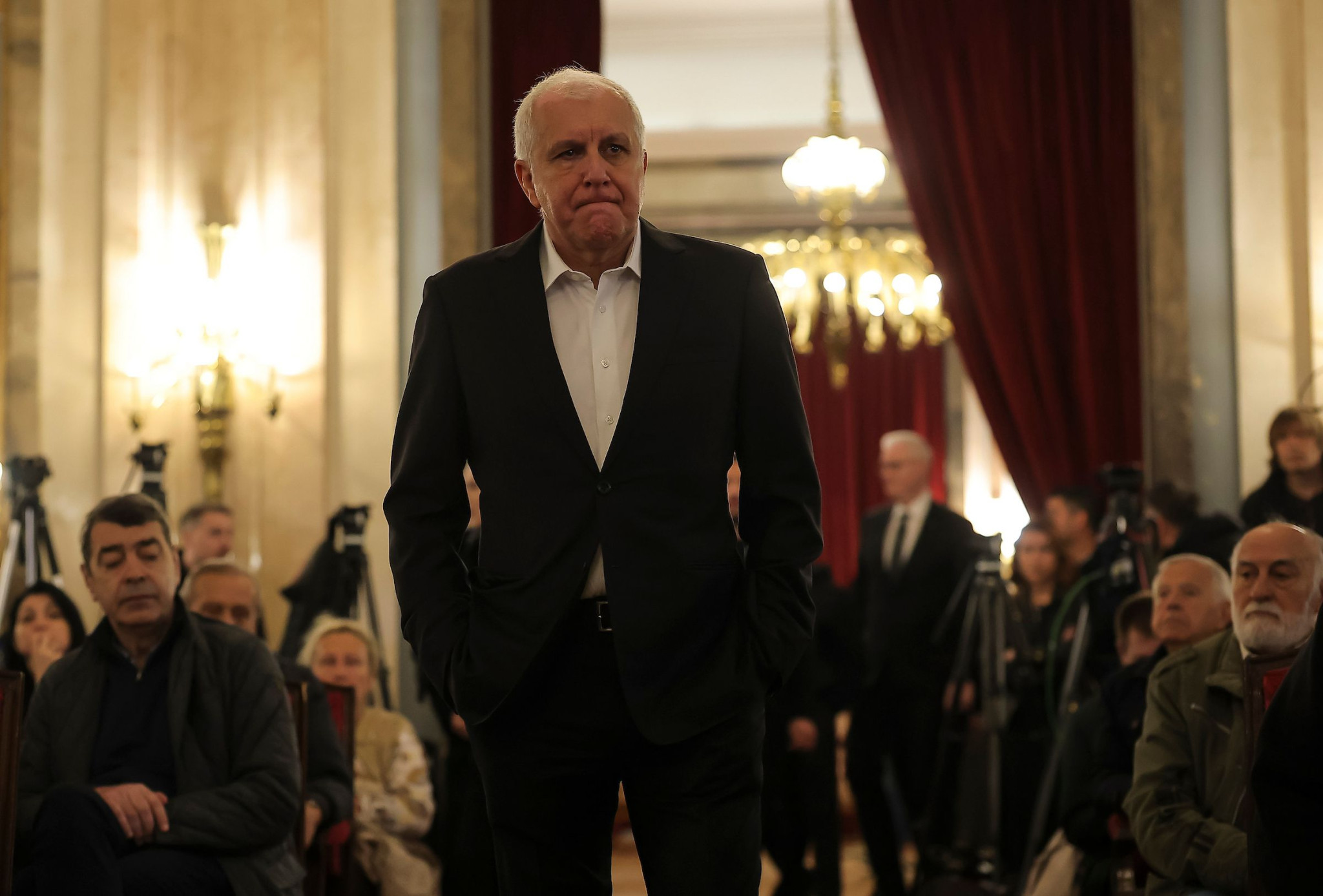 Ζέλικο Ομπράντοβιτς και Ζάρκο Πάσπαλι στο «ύστατο χαίρε» του Ντούσκο Βουγιόσεβιτς