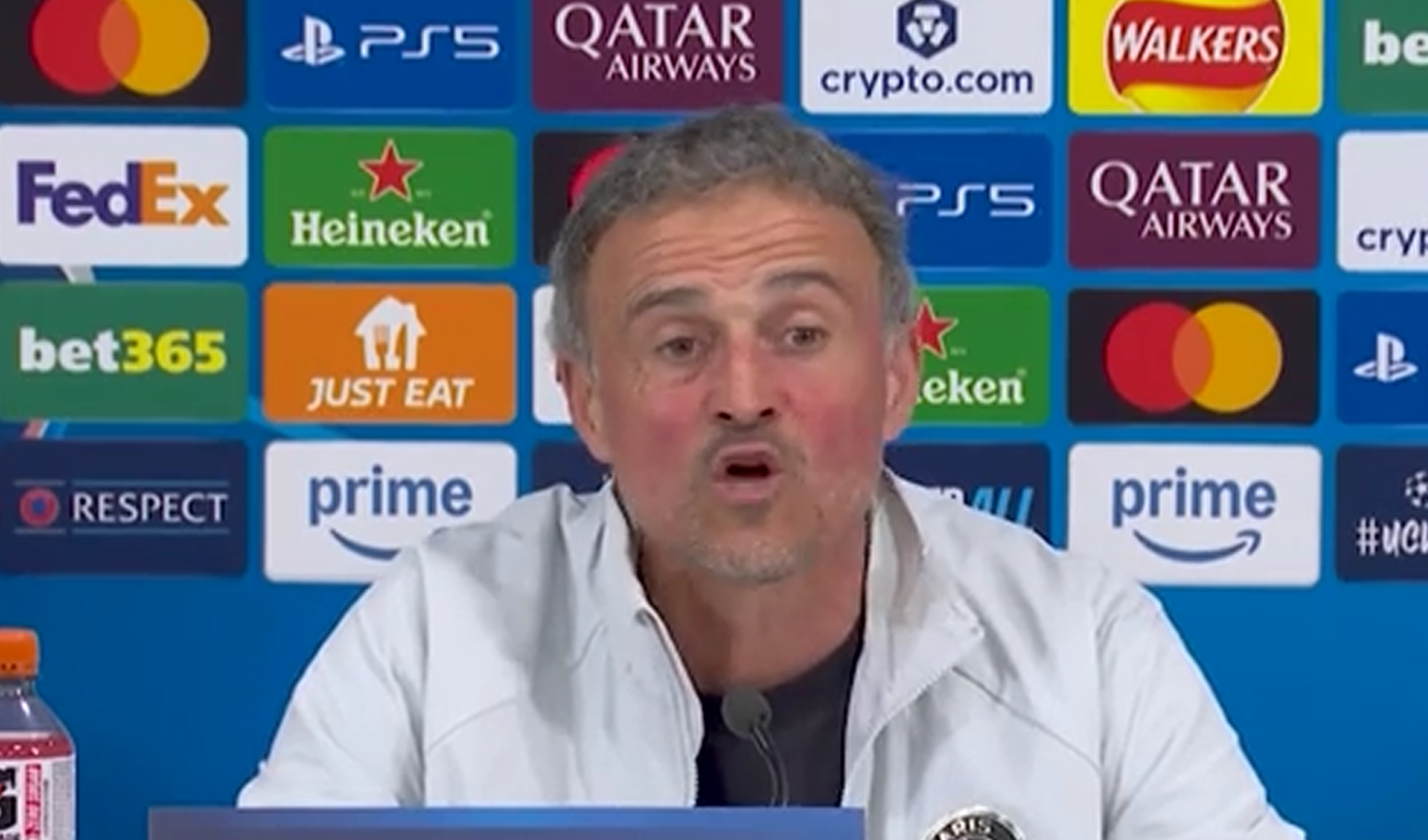 Λουίς Ενρίκε: «Οι δημοσιογράφοι δεν ξέρουν τίποτα και εγώ δεν είμαι γιατρός»