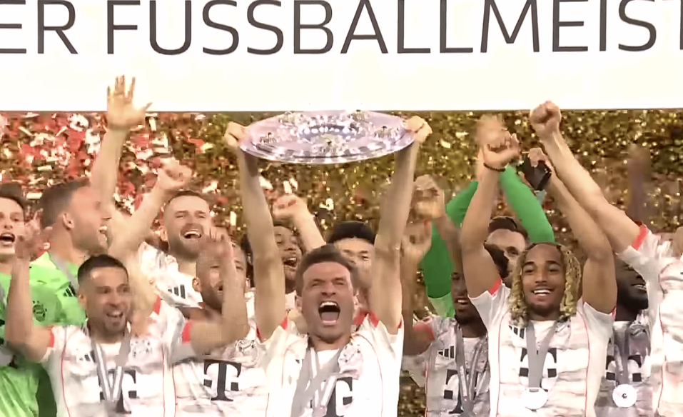 H Βundesliga... μεγαλώνει την «Meisterschale» για να μπορέσει να χωρέσει όλους τους πρωταθλητές (video)