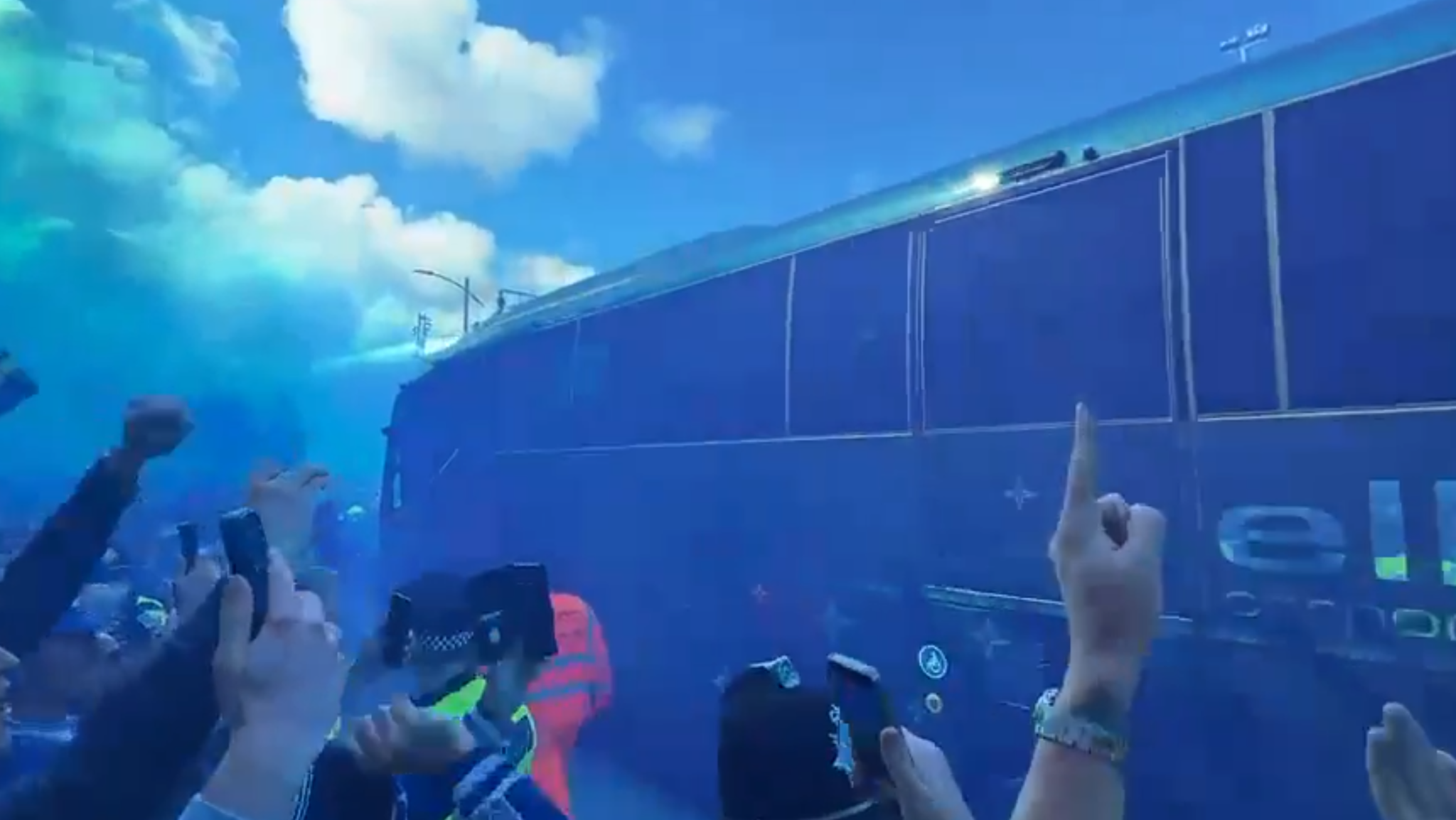 «Μπλε» λαοθάλασσα από τους οπαδούς της Έβερτον πριν το ντέρμπι με τη Λίβερπουλ