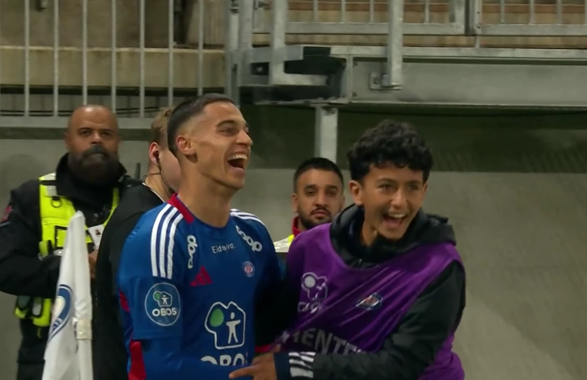 Ισπανικά ΜΜΕ: «Ο Ολυμπιακός τσεκάρει τον ξάδερφο του Ελαμπντελαουί»