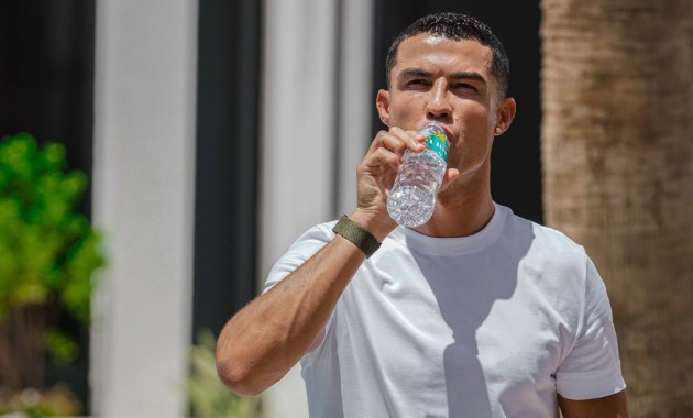 Ο λόγος που ο Κριστιάνο Ρονάλντο δεν πίνει ποτέ γάλα!