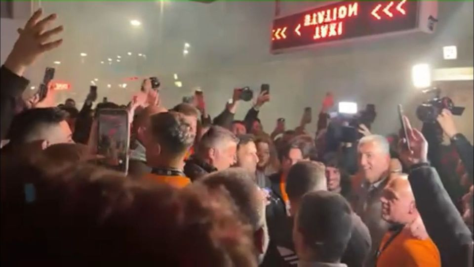 Ντελίριο στην υποδοχή του ΟΦΗ στο Ηράκλειο (videos)