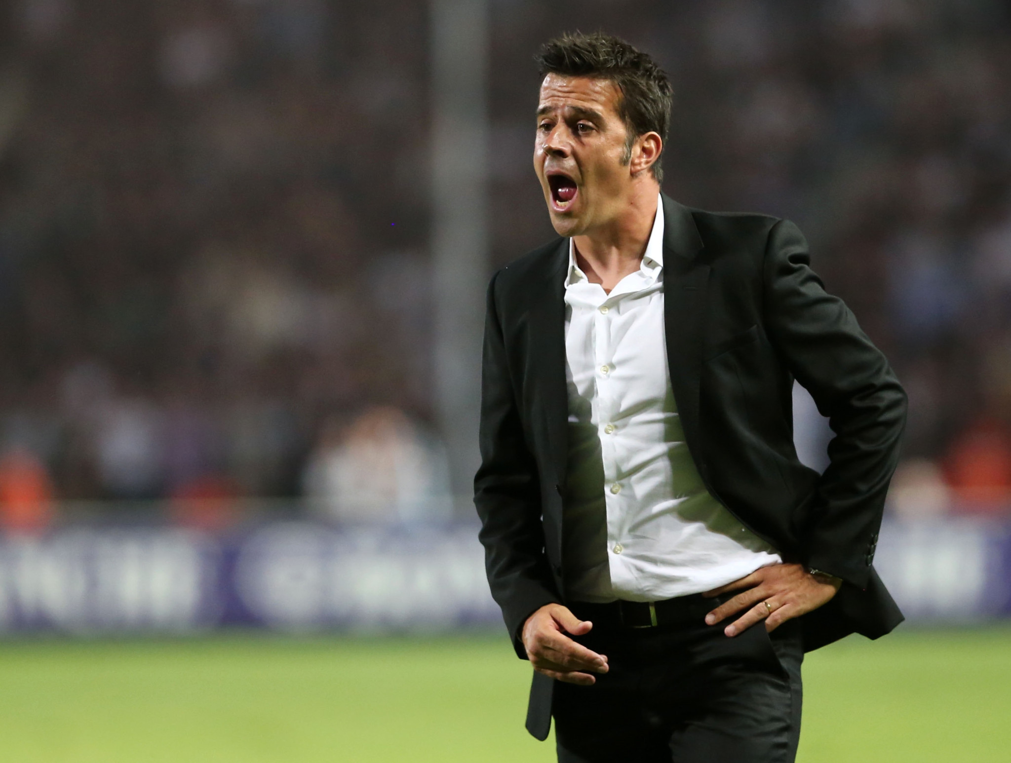 «Πρώην» προπονητής του Ολυμπιακού, στα φαβορί για αντί-Μουρίνιο