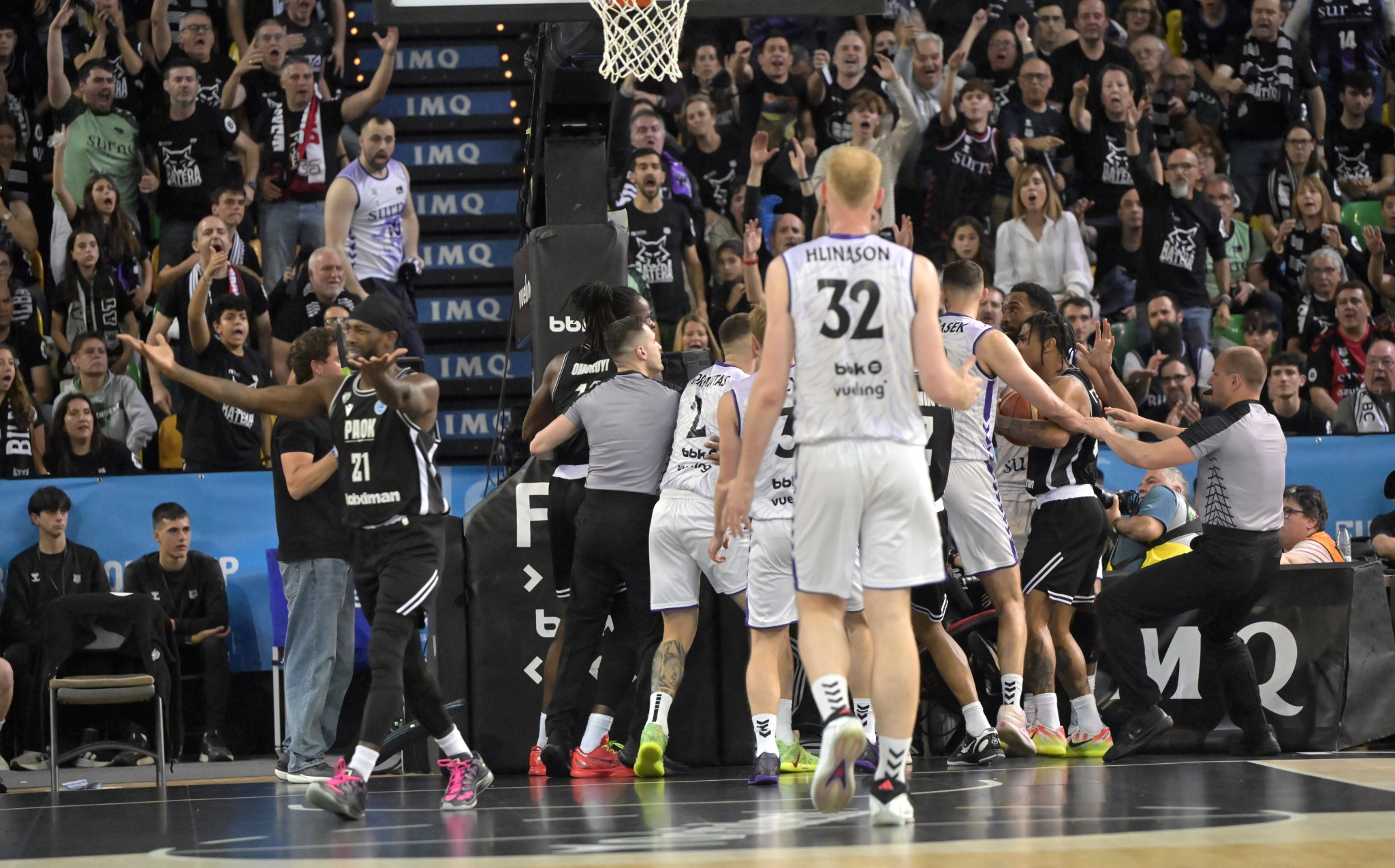 «Σπρωξίματα» και σύρραξη με το... καλημέρα στο ΠΑΟΚ-Μπιλμπάο!