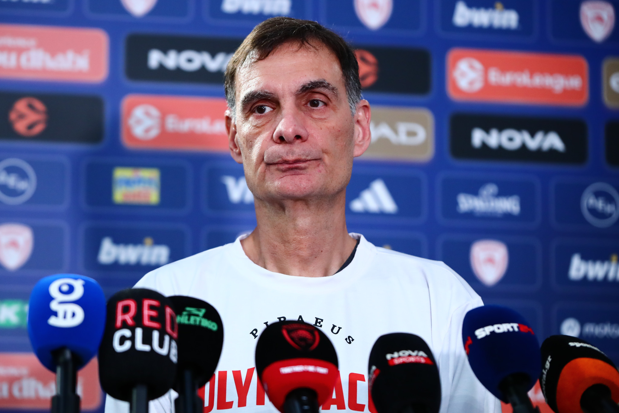 Μπαρτζώκας: «Εκτός από εμάς και τον Παναθηναϊκό, δεν ξέρω άλλη ομάδα με τόση πίεση να πάρει τη Euroleague»