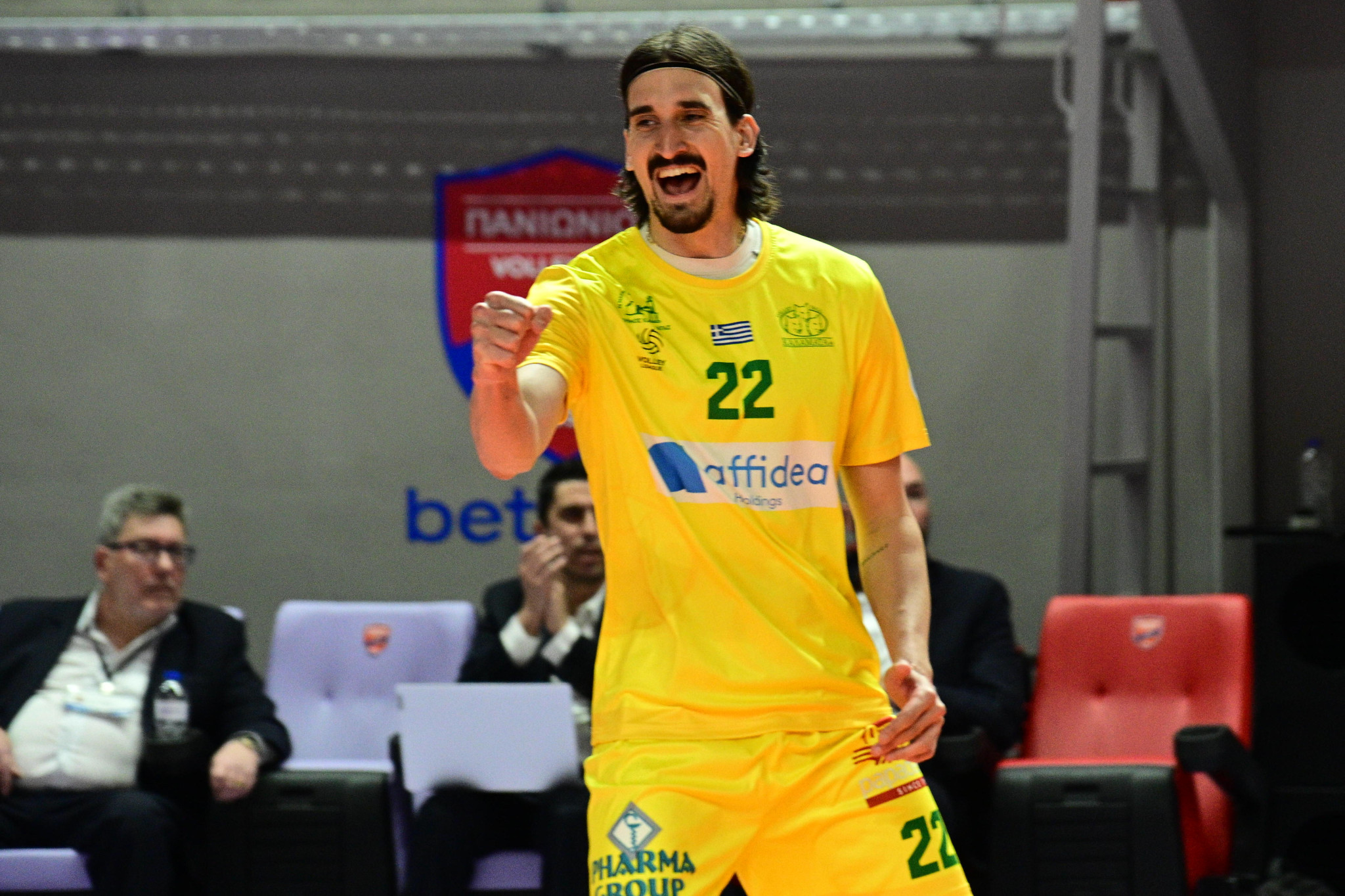 Ο Χόρβαθ ανανέωσε με την Καλαμάτα 80