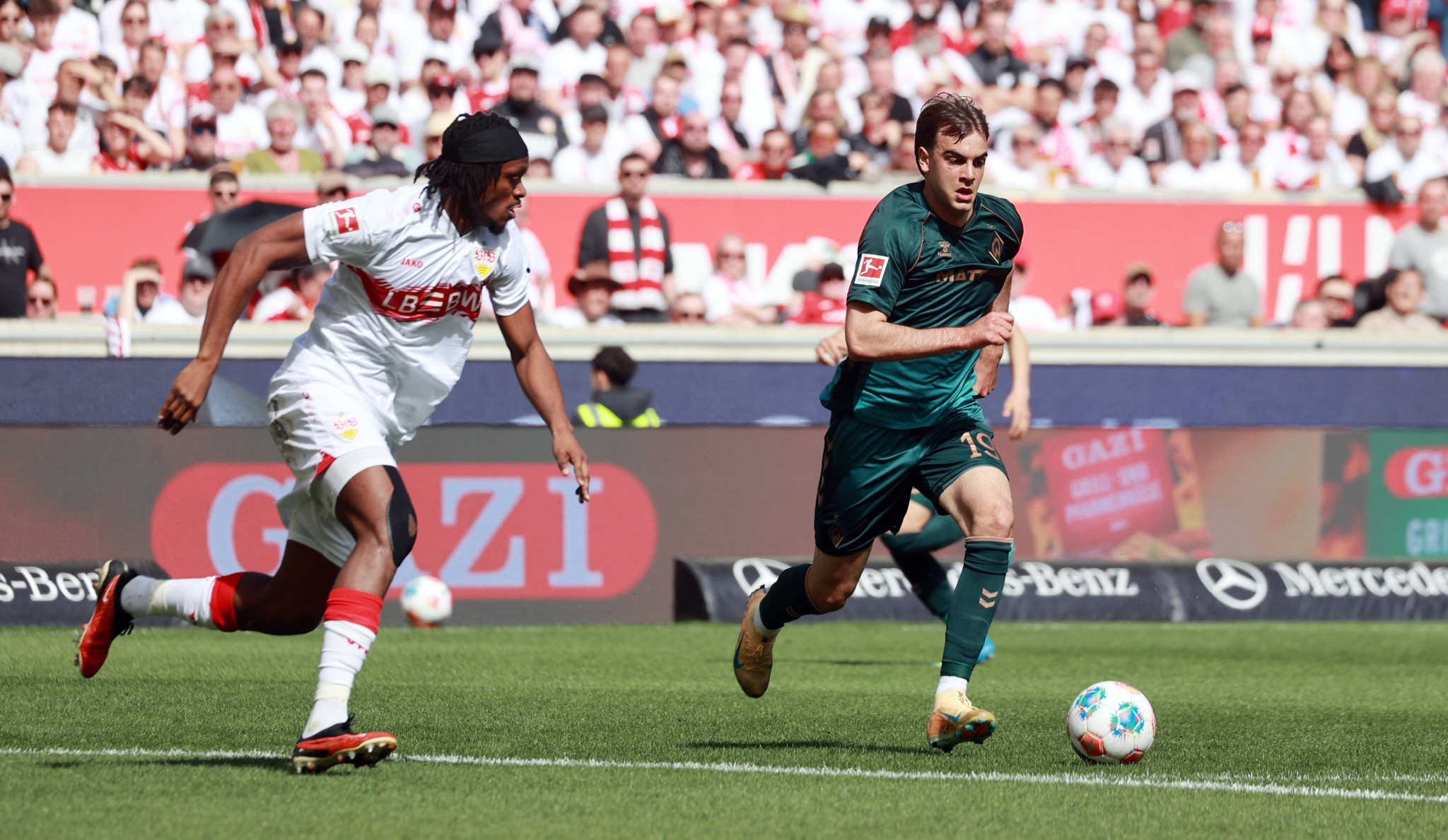 Πολύτιμος βαθμός για τη Βέρντερ, γκέλα για τη Στουτγκάρδη