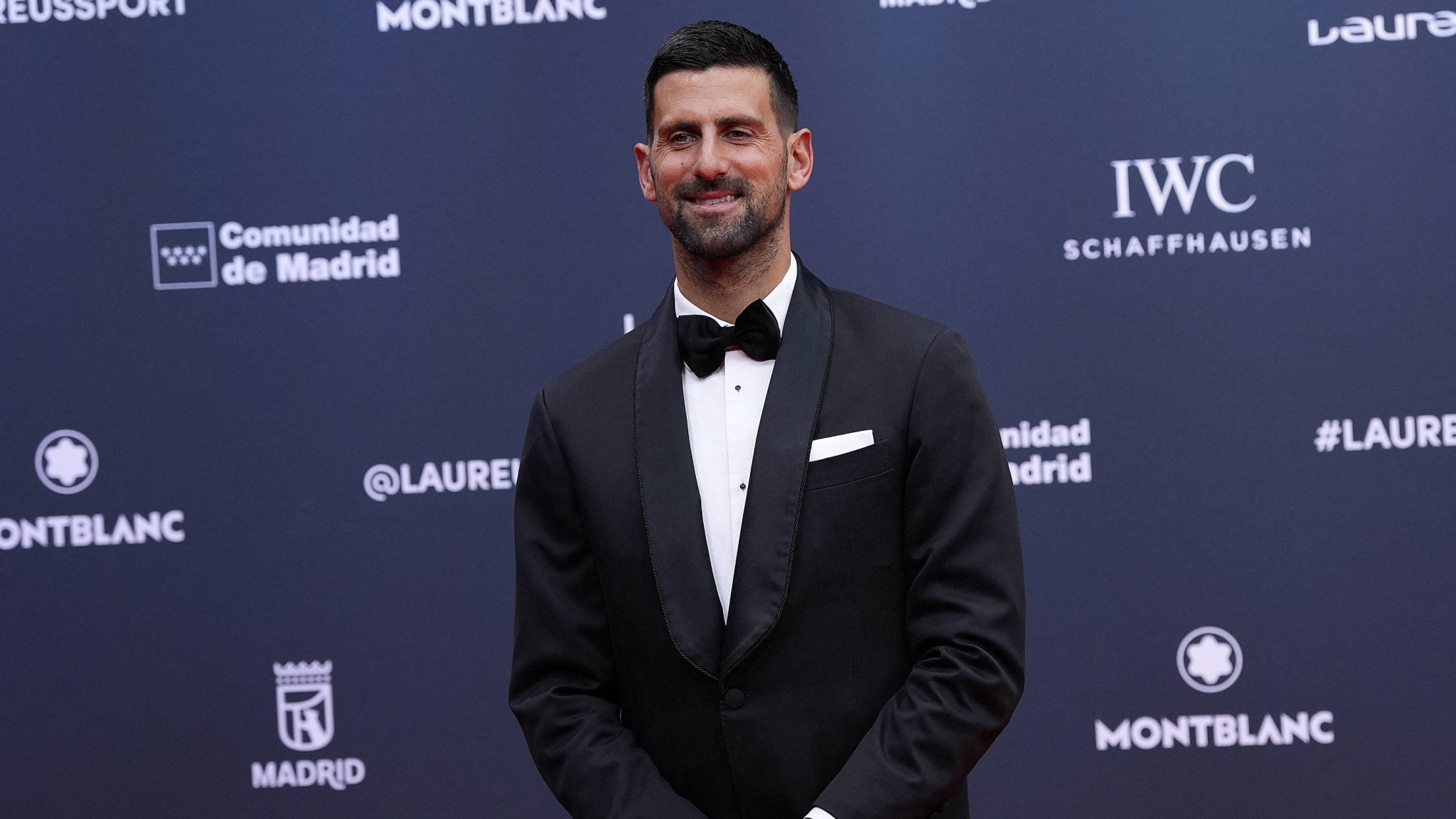 Όλοι κοιτούσαν τον Τζόκοβιτς: Το κόσμημα του Σέρβου που θάμπωσε τους πάντες στα Laureus Awards (photo)