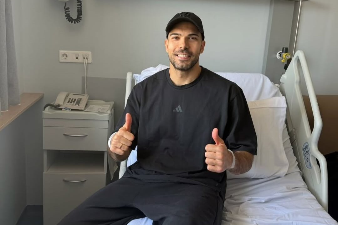 Το πρώτο μήνυμα του Σλούκα μετά το χειρουργείο: «Θα γυρίσω σύντομα»