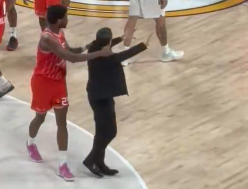 Έξαλλος ο Δημήτρης Ιτούδης: Αποβλήθηκε στο Ρέαλ Μαδρίτης - Χάποελ με δεύτερη τεχνική ποινή (video)