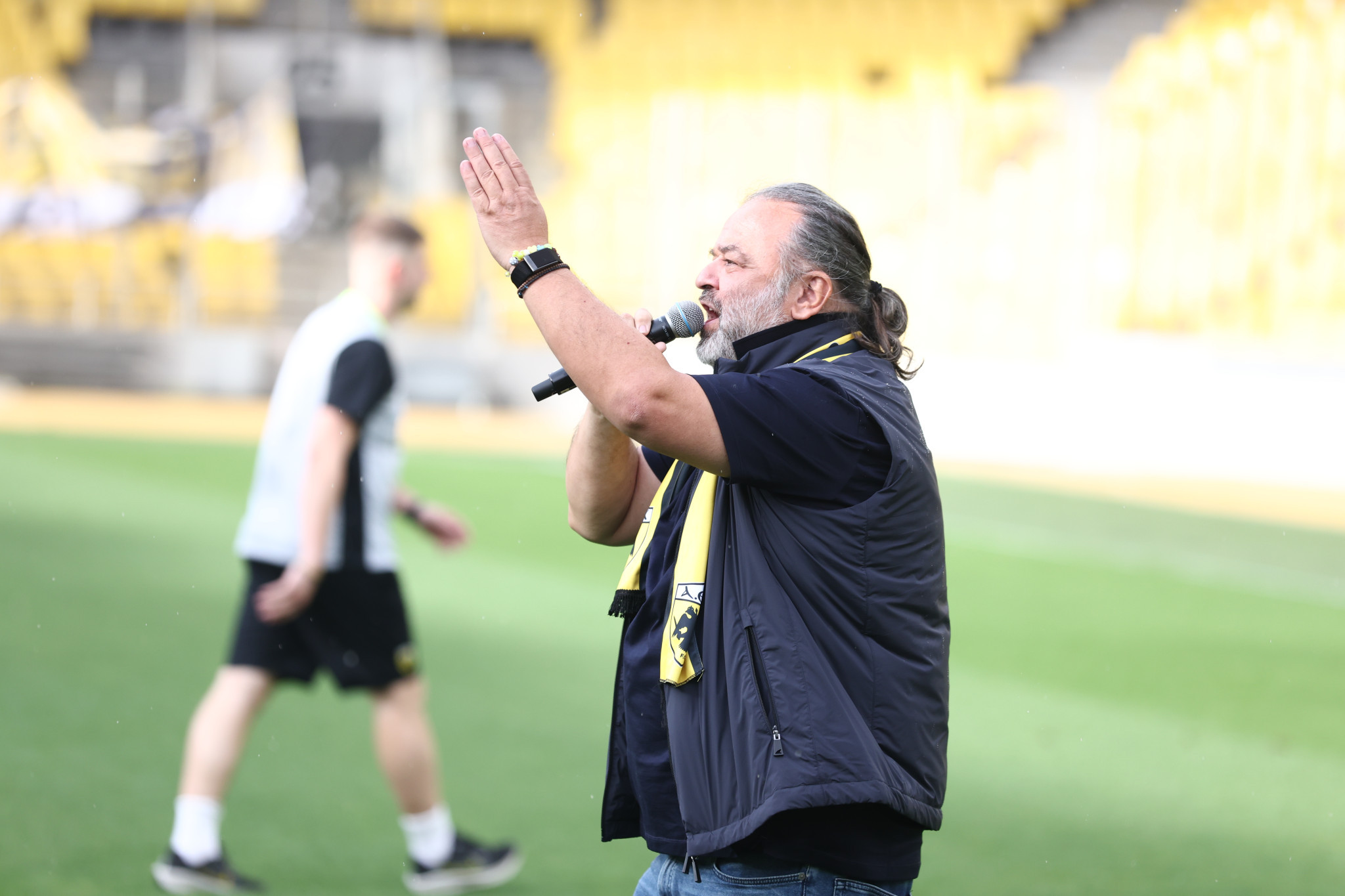 «Από αύριο σταματά αυτό το σύνθημα» - Η απαίτηση Ηλιόπουλου από τους φίλους της ΑΕΚ