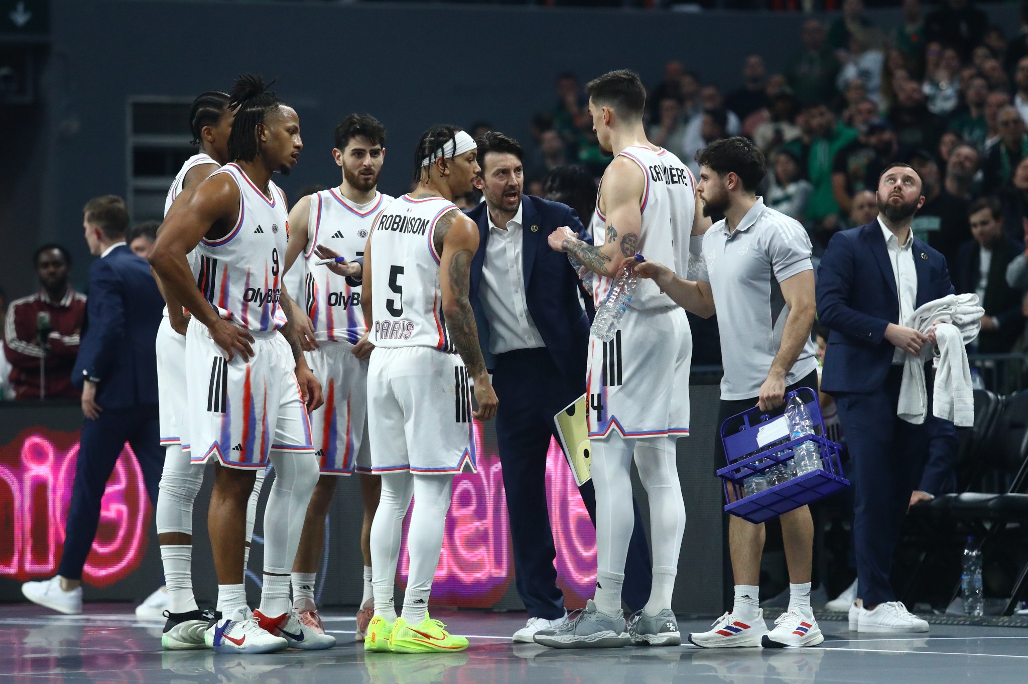 Ποιος θα πάει Final Four; Οι παίκτες της Παρί έβγαλαν τον νικητή του Βαλένθια-Παναθηναϊκός!