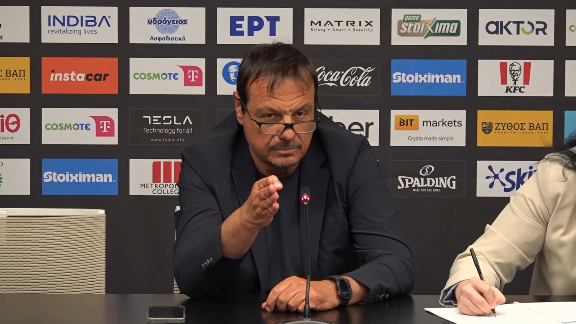 Στην αντεπίθεση ο Αταμάν κατά Γιανάι: «Σκάσε και ασχολήσου με την ομάδα σου, έχω τρεις EuroLeague»