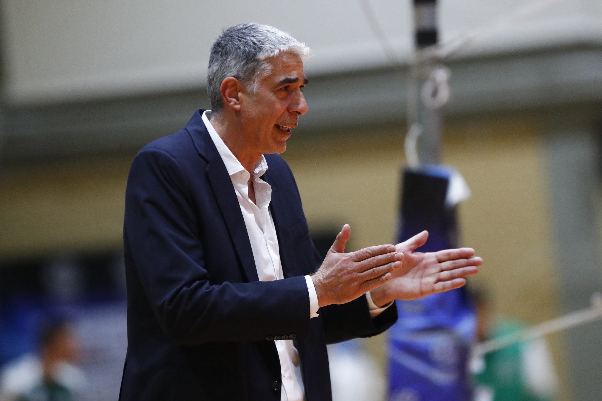 Ο Χατζηαντωνίου στο «τιμόνι» του Φοίνικα Σύρου