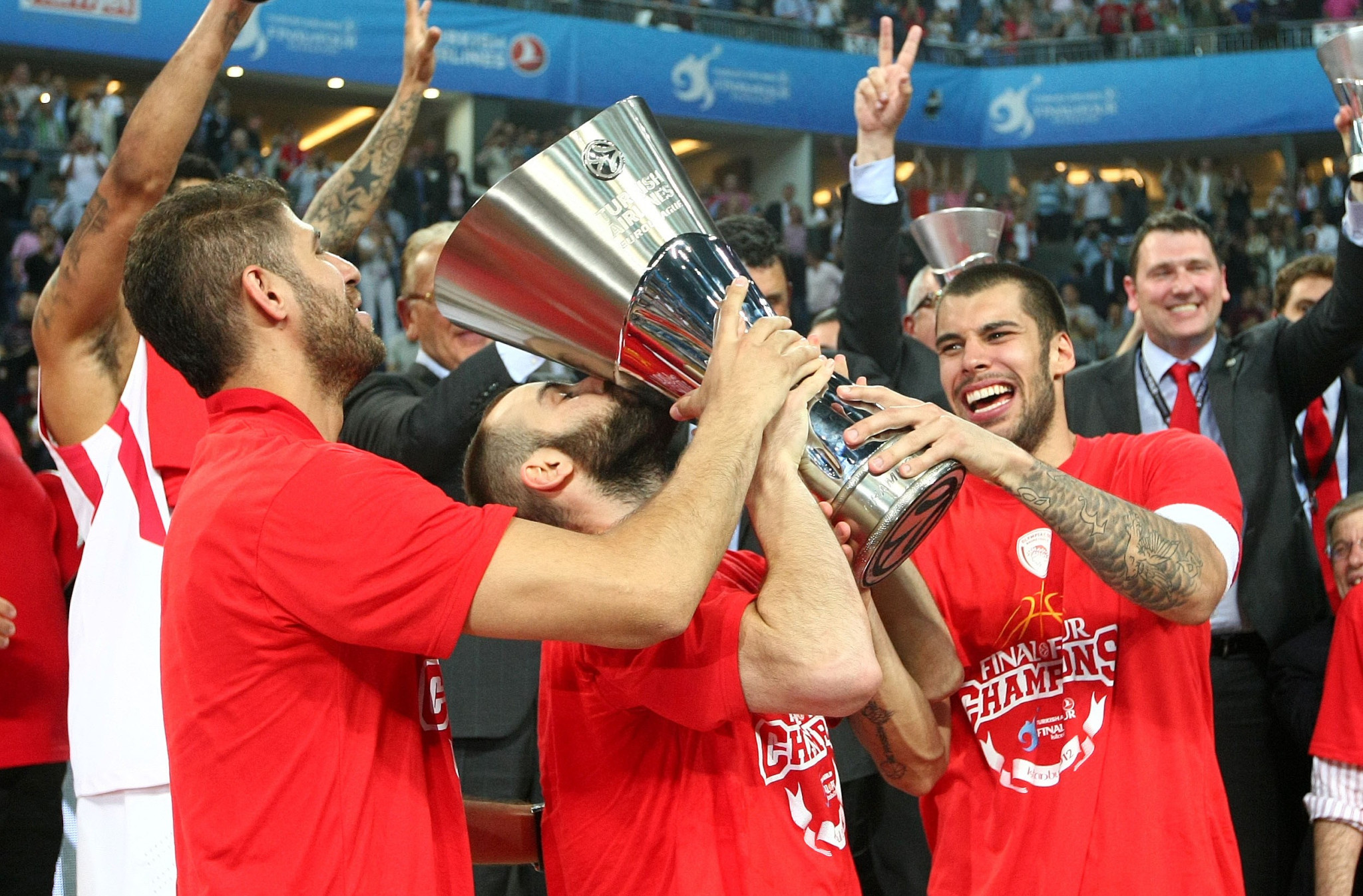 «Τα καταφέραμε κόντρα σε όλα τα προγνωστικά»: Σαν σήμερα η EuroLeague του Ολυμπιακού στην Κωνσταντινούπολη!