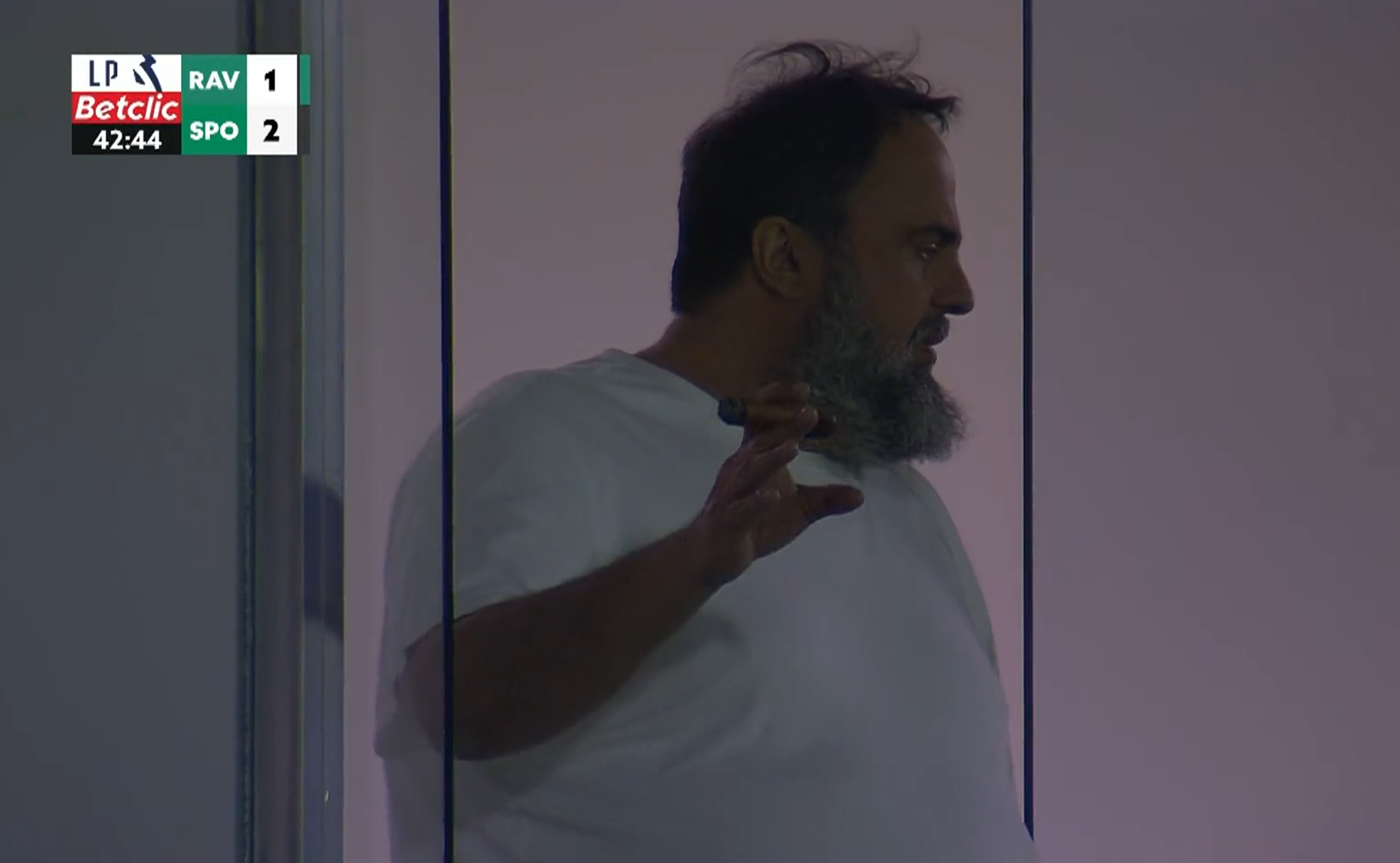 Η αντίδραση του Βαγγέλη Μαρινάκη στο αυτογκόλ του Μάνσα (video)