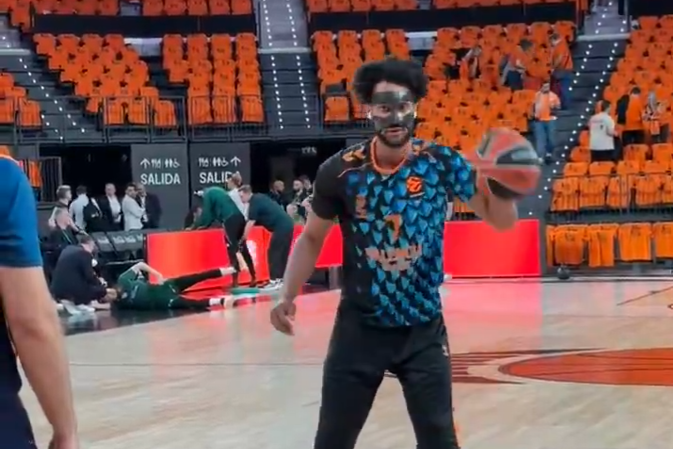 «Ζεσταίνεται» και παίζει με μάσκα ο Κι στο Game 5 της Βαλένθια με τον Παναθηναϊκό (video)