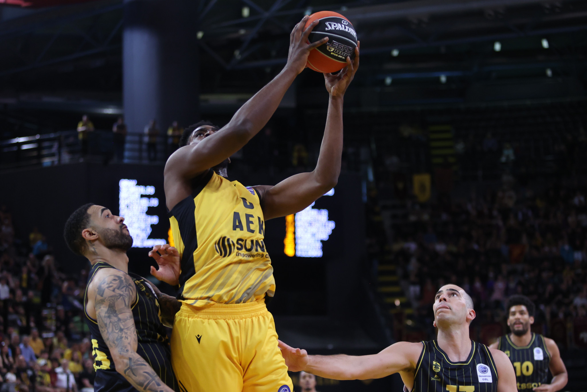 Χωρίς Φίζελ και στο Game 2 κόντρα στον Ολυμπιακό η ΑΕΚ
