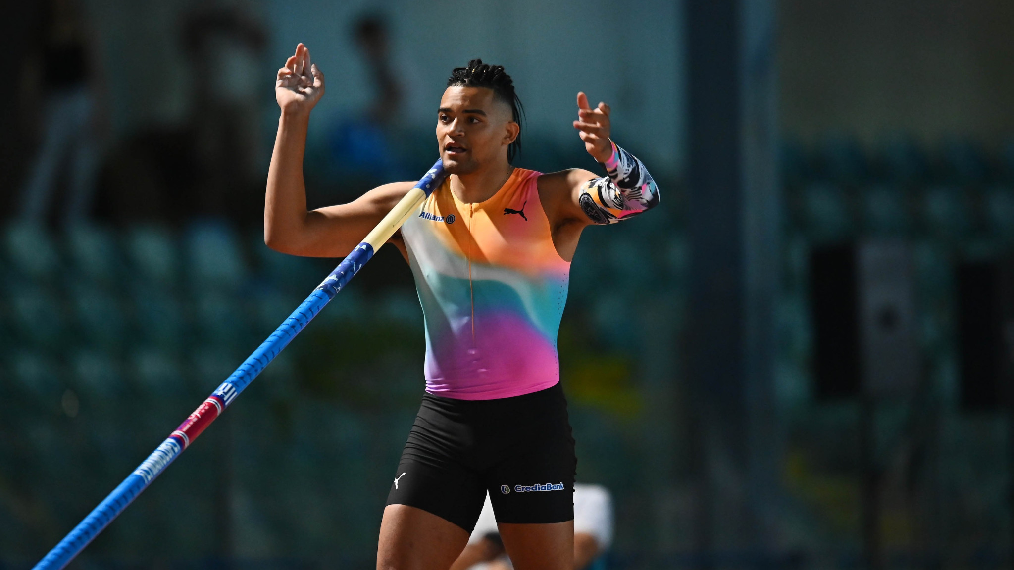 Ο Καραλής «πέταξε» πάνω από τα 6μ για 20ή φορά και αποθεώθηκε στην Λεμεσό