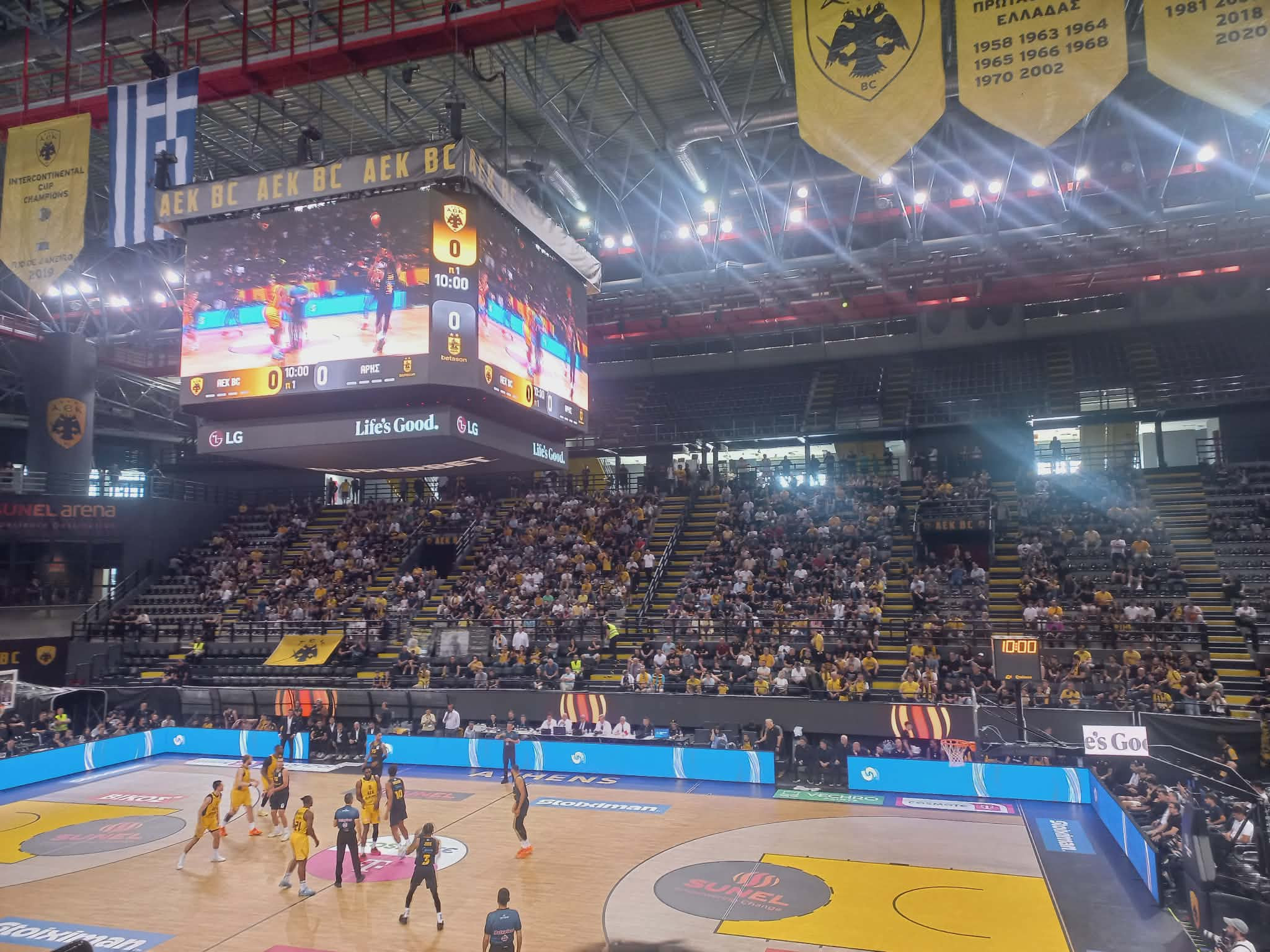 Στο πλευρό της ΑΕΚ ο κόσμος της στο Game 3 με Άρη