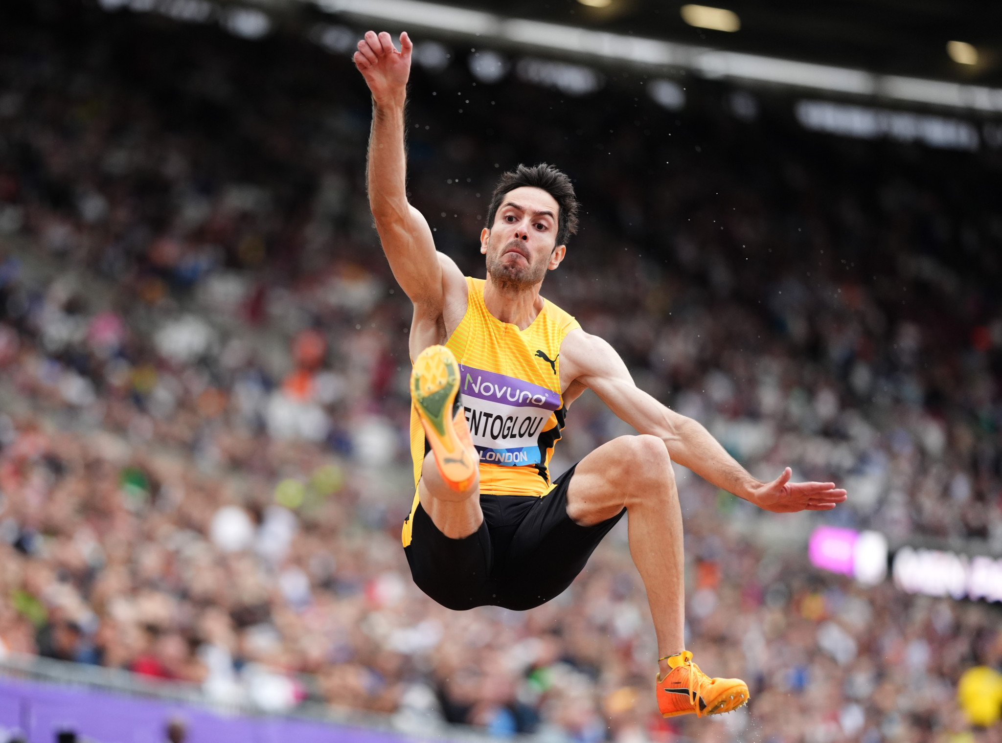 Που θα δείτε τον αγώνα του Τεντόγλου στο Piraeus Street Long Jump στον Πειραιά