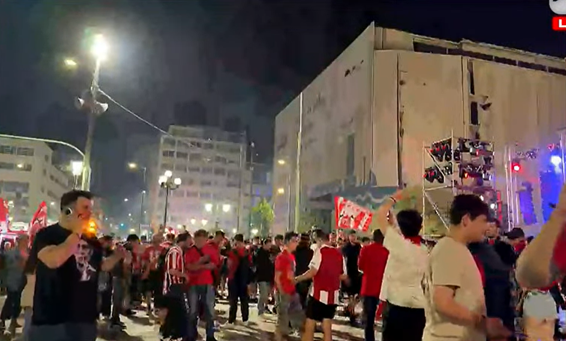 «Καίγεται» ο Πειραιάς για το ευρωπαϊκό του Ολυμπιακού!