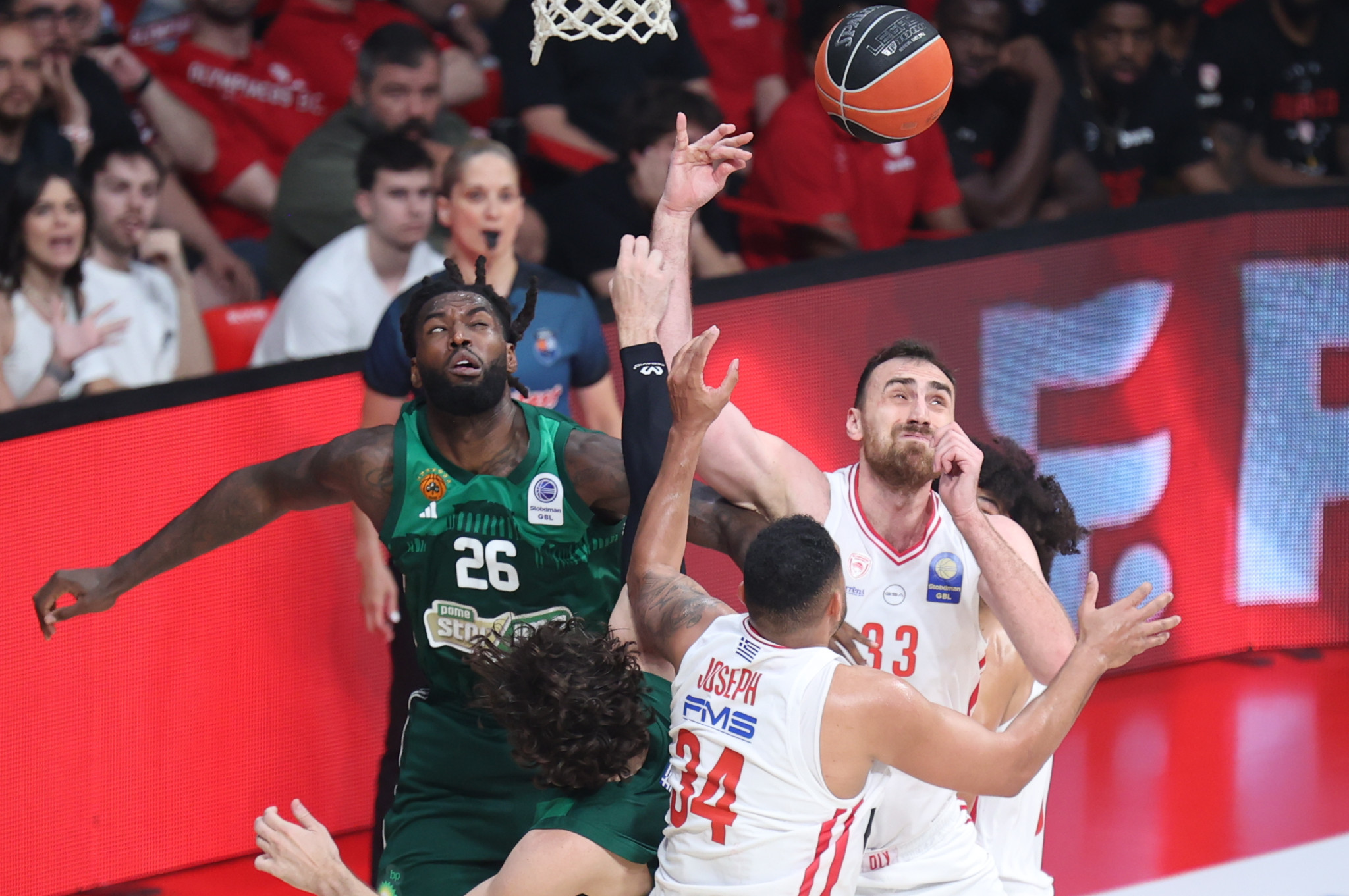 Ολυμπιακός - Παναθηναϊκός 82-76: Τα highlights του δραματικού πρώτου τελικού