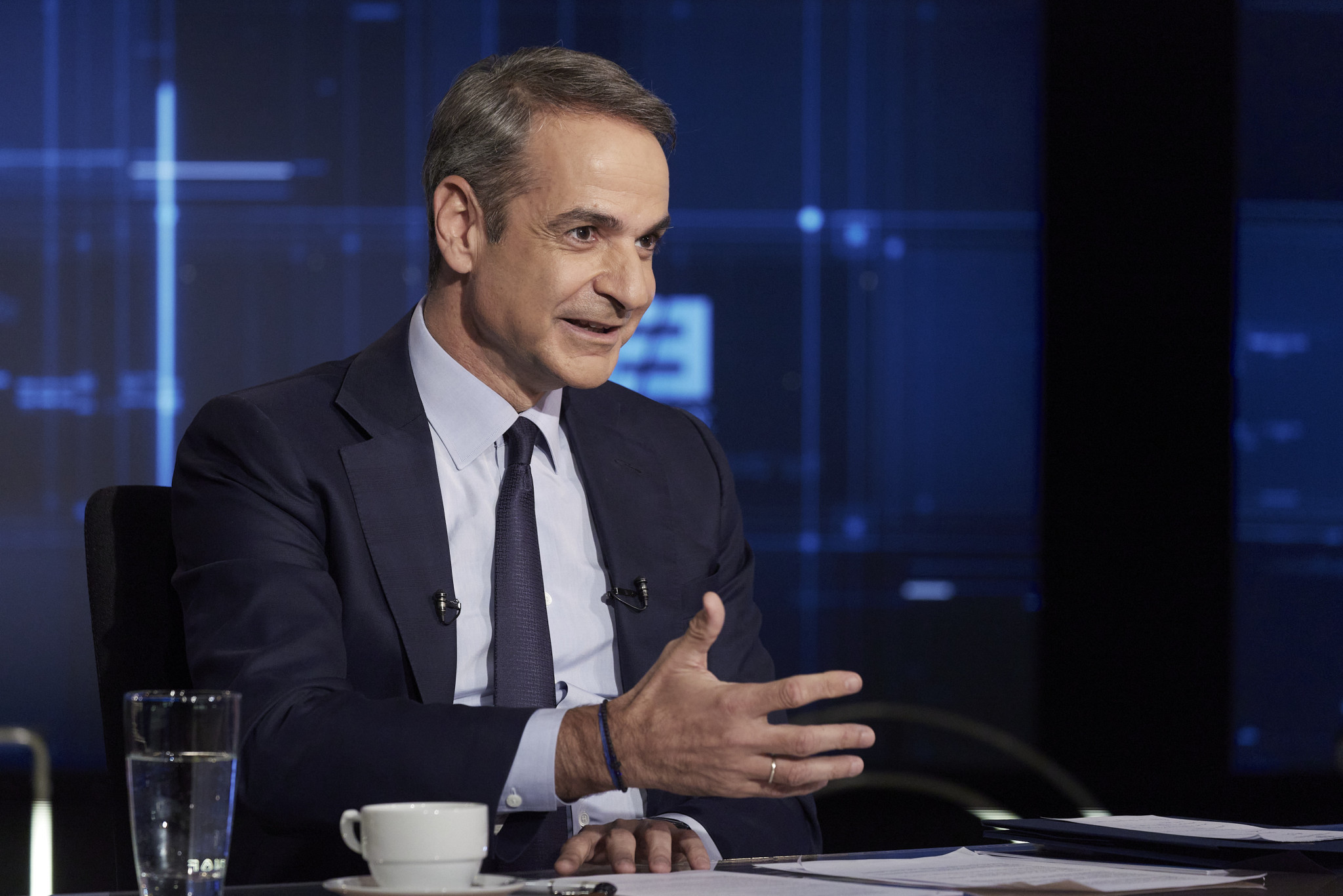 Ο Μητσοτάκης άλλαξε ώρα σε εκδήλωση για να δει το Ολυμπιακός-Παναθηναϊκός: «Δεν χάνεται…» (video)