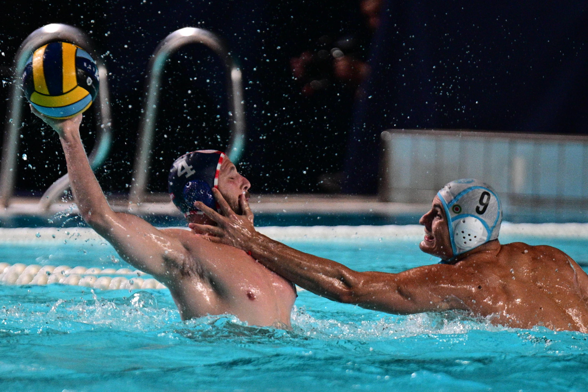 Τα highlights του δεύτερου ημιτελικού του Champions League μεταξύ Προ Ρέκο και Ολυμπιακού