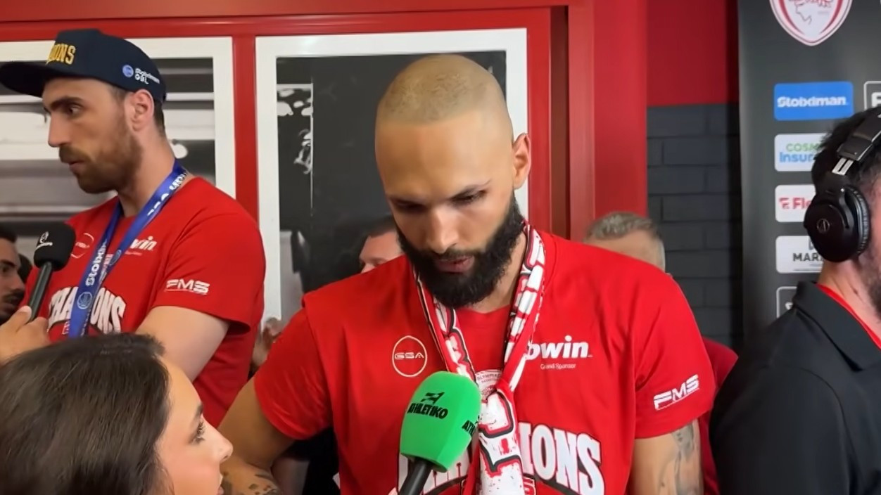 Φουρνιέ στο Athletiko: «Αγαπώ τον Ολυμπιακό - Είχα σκεφτεί να αποσυρθώ, θα ήταν η πιο ανόητη απόφαση της ζωής μου»