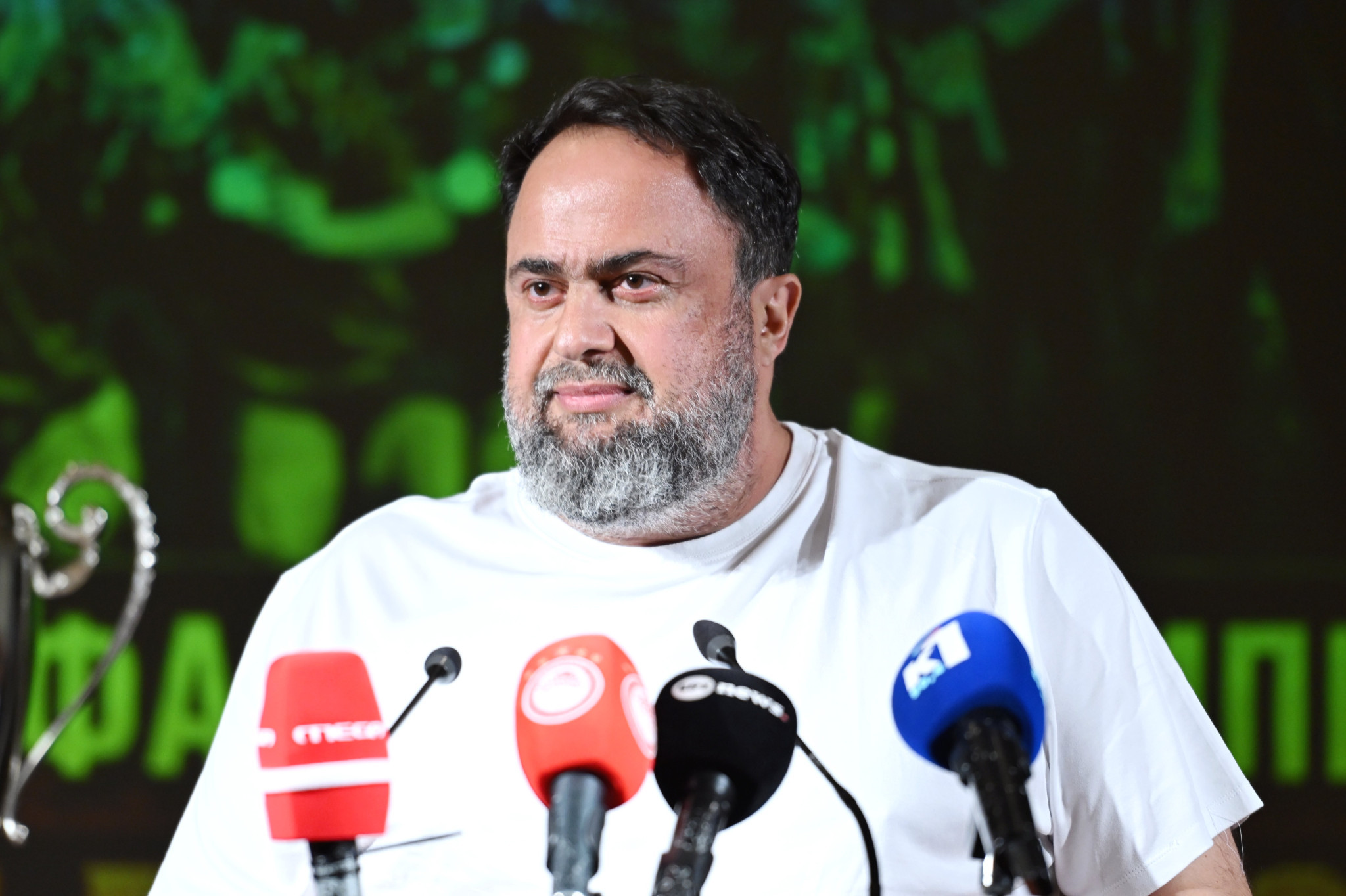 Βαγγέλης Μαρινάκης: «Για μένα ο Ολυμπιακός είναι ένας - Γράψατε ιστορία στην Ευρώπη»