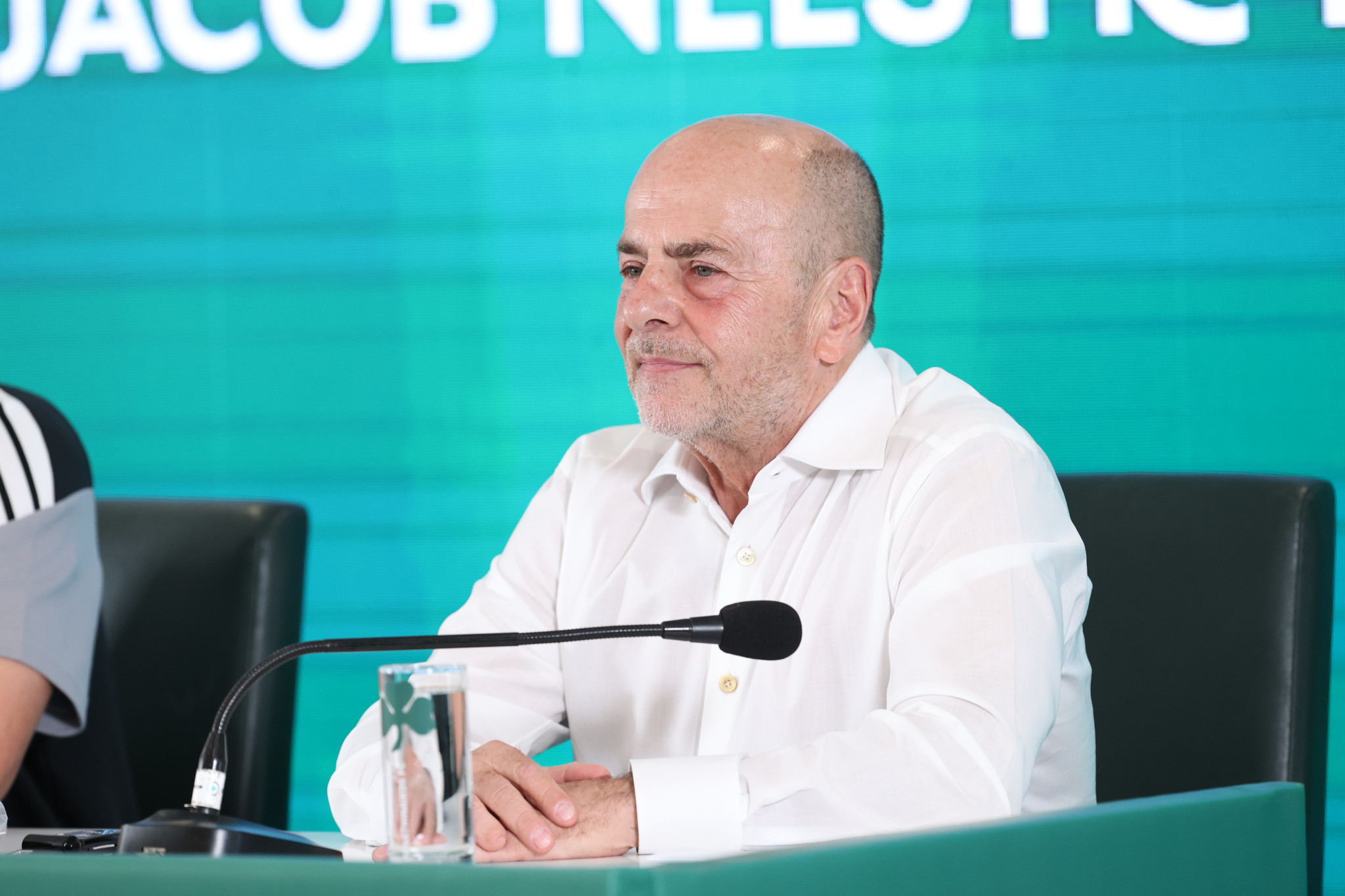 Ο Αλαφούζος εξήγησε πώς ξεχώρισε τον Νίστρουπ - Τι ανέφερε στην παρουσίασή του από τον Παναθηναϊκό (video)