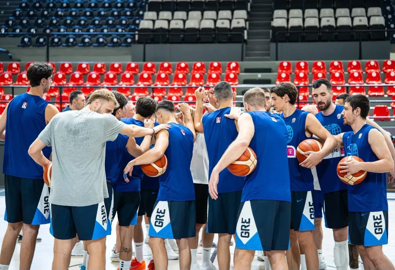 «Έφυγαν» 3.000 εισιτήρια για το ματς της Εθνικής Ελλάδας με την Πορτογαλία