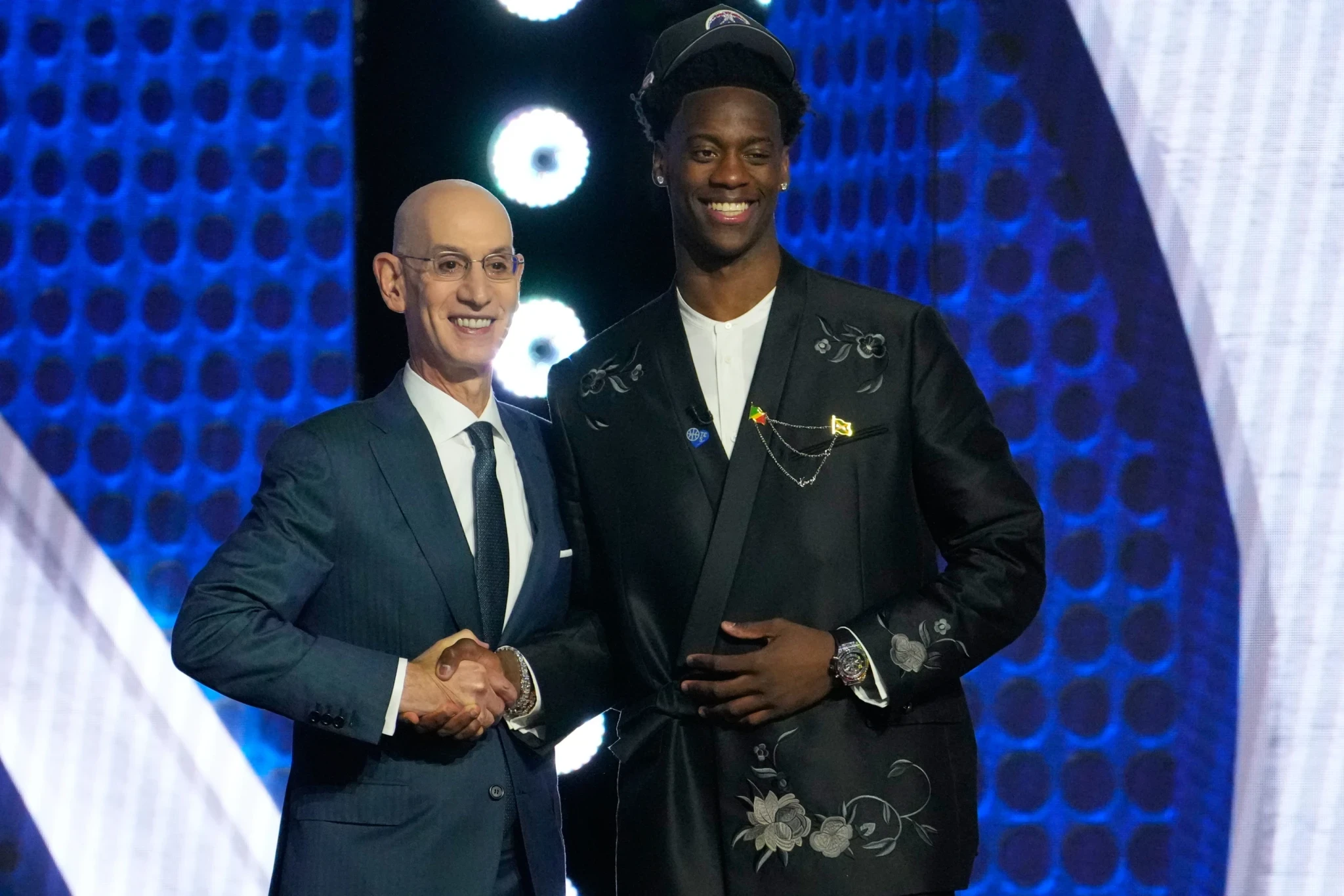 Οι Ουίζαρντς επέλεξαν στο νο.1 του NBA Draft 2026 τον Έι Τζέι Ντιμπάντσα
