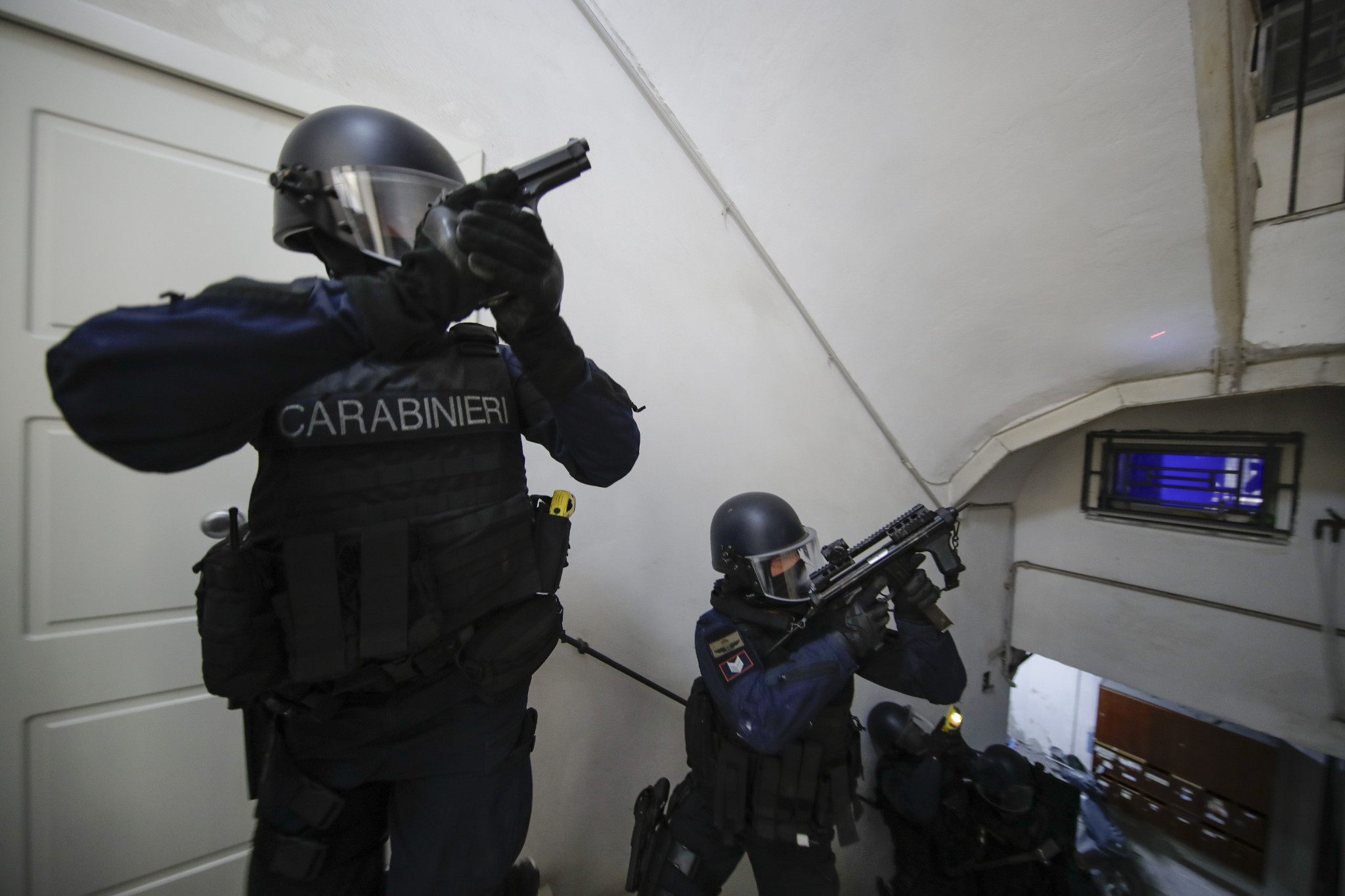Συνελήφθησαν μέλη αναρχικού δικτύου που κατηγορούνται για το σαμποτάζ στους Χειμερινούς Ολυμπιακούς Αγώνες