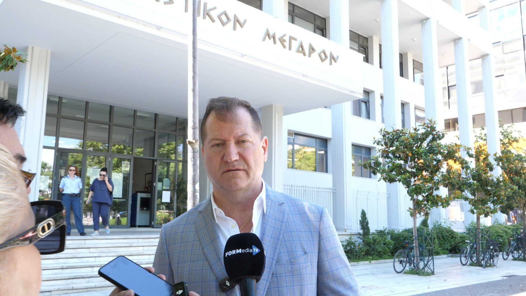 Ο ιδιοκτήτης της ΑΕΛ, Αχιλλέας Νταβέλης κατέθεσε μηνυτήρια αναφορά για απόπειρα ανθρωποκτονίας (video)