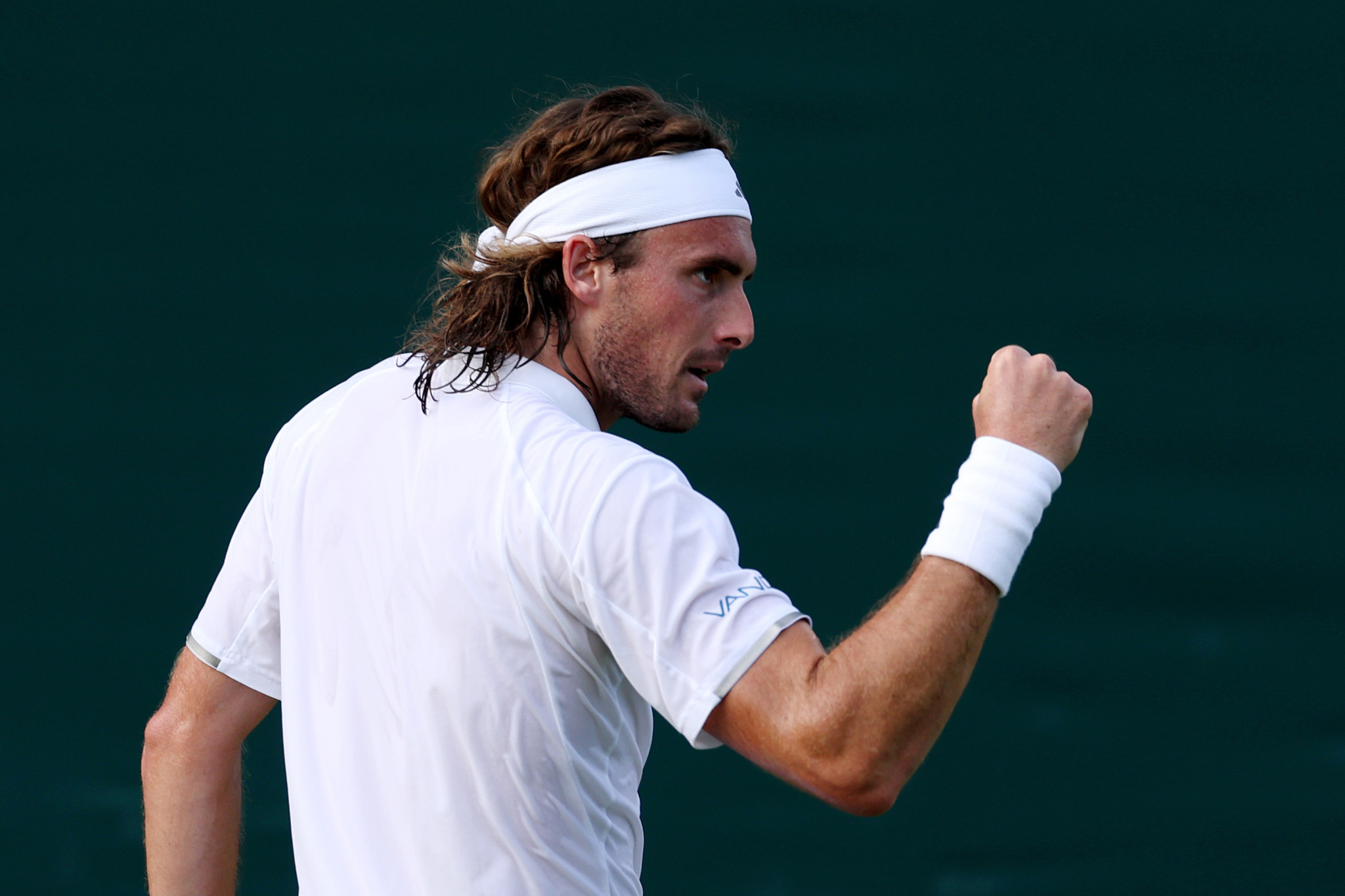 Ιδανική πρεμιέρα για Τσιτσιπά στο Wimbledon και «περιμένει» τον Τζόκοβιτς