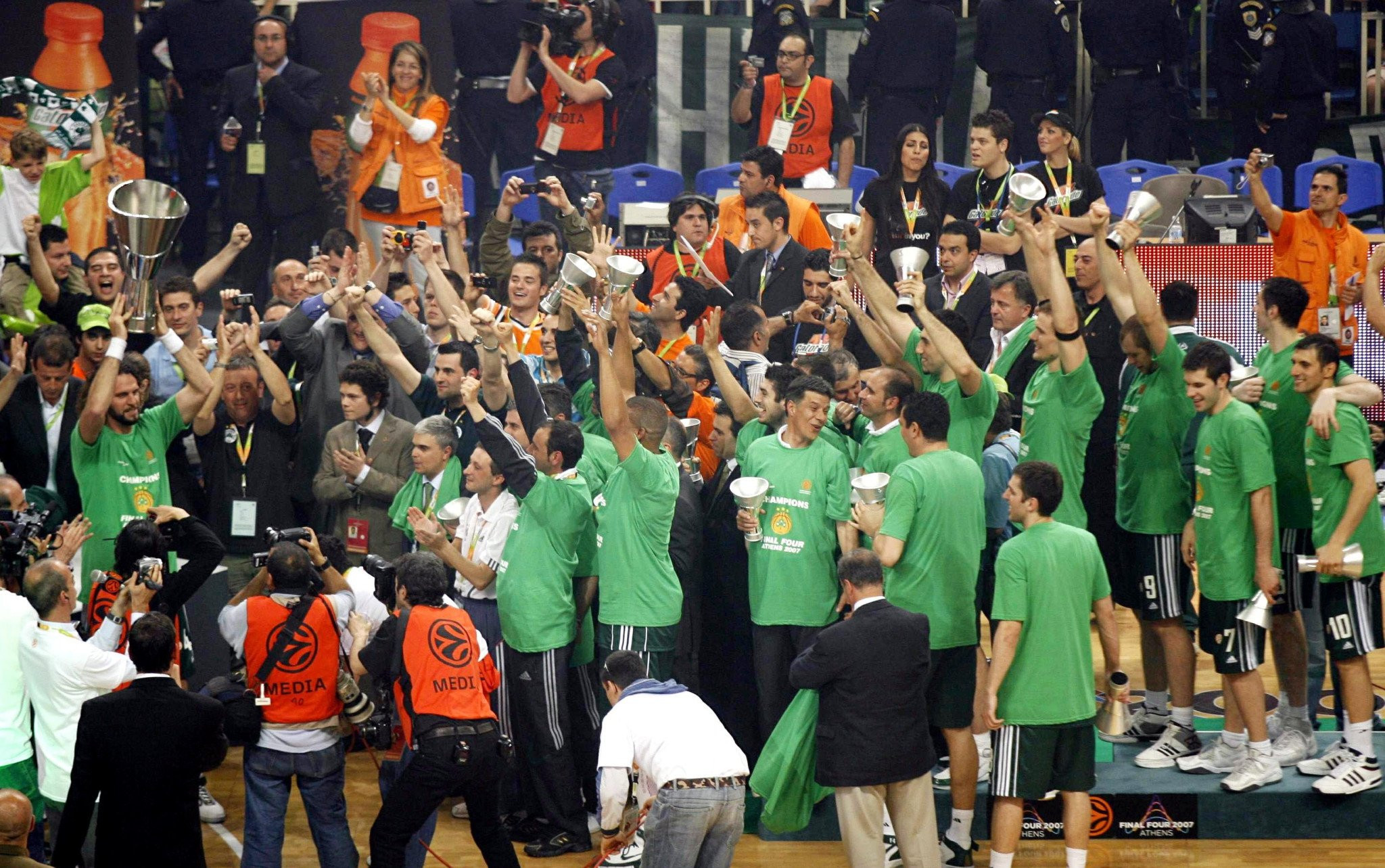 Ο Παναθηναϊκός πάει να πάρει πρόκριση στο Final 4 τη μέρα που «έραψε» το τέταρτο αστέρι του