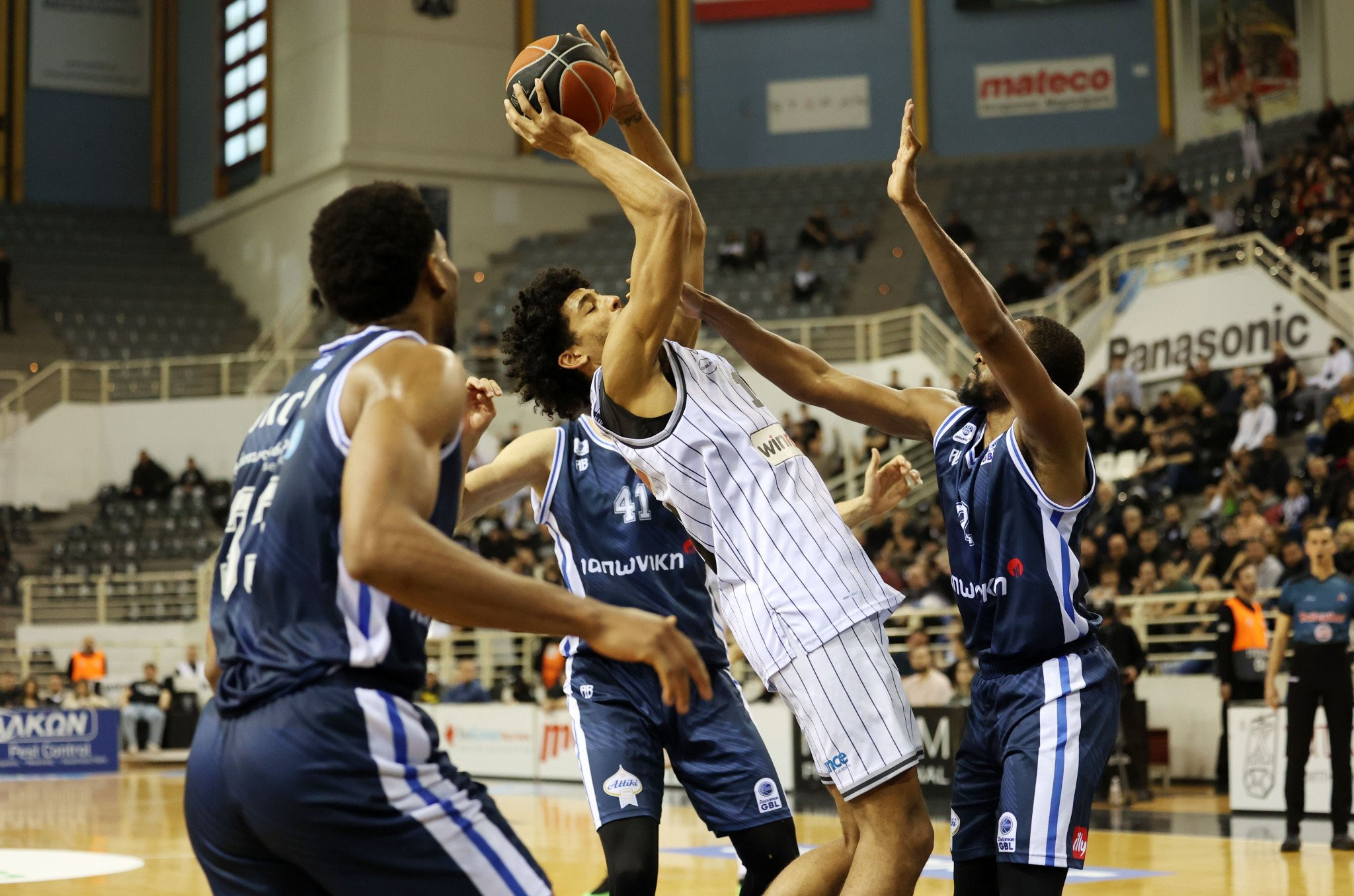 Πού θα δείτε τα Playouts και τους αγώνες κατάταξης της Stoiximan GBL