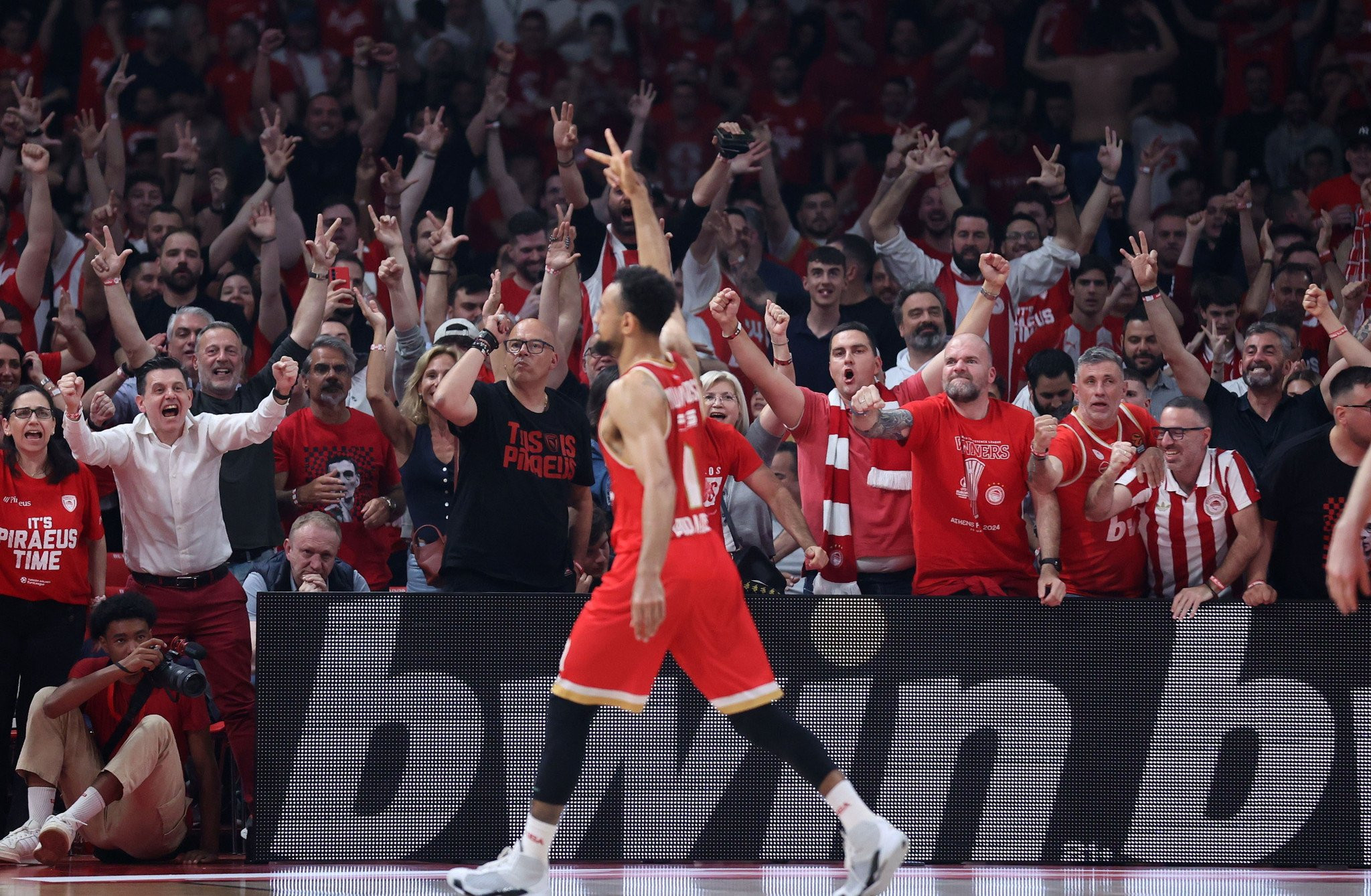 Το «ευχαριστώ» του Ολυμπιακού στον κόσμο για το 2-0 επί της Ρεάλ