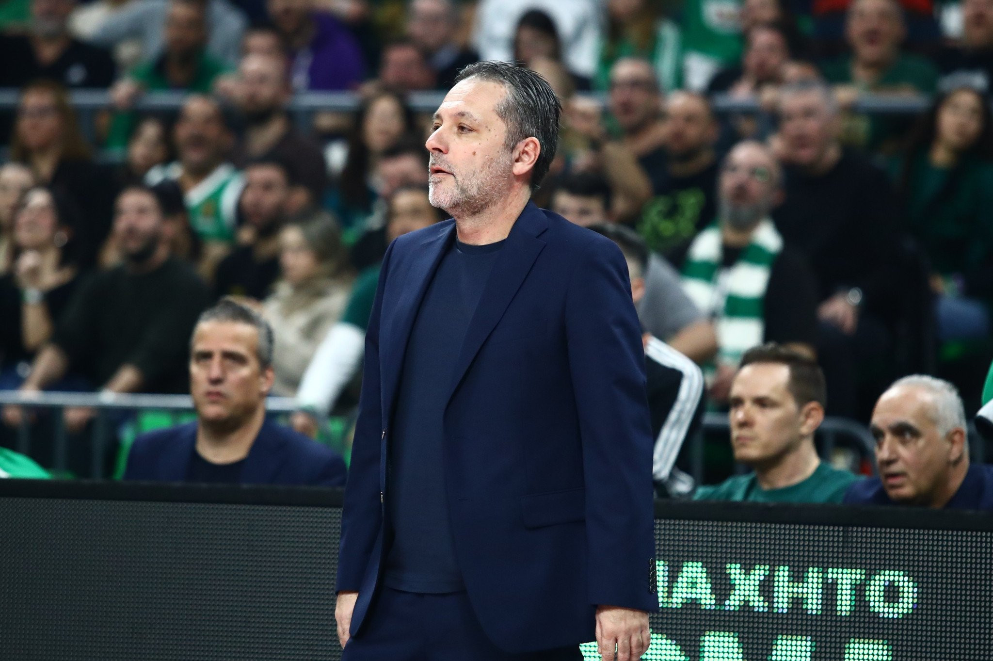 Σερέλης στο Athletiko: «Ευκαιρία να τελειώσουμε τη σειρά με την άμυνά μας - Σημαντικός ο Ντίνος»