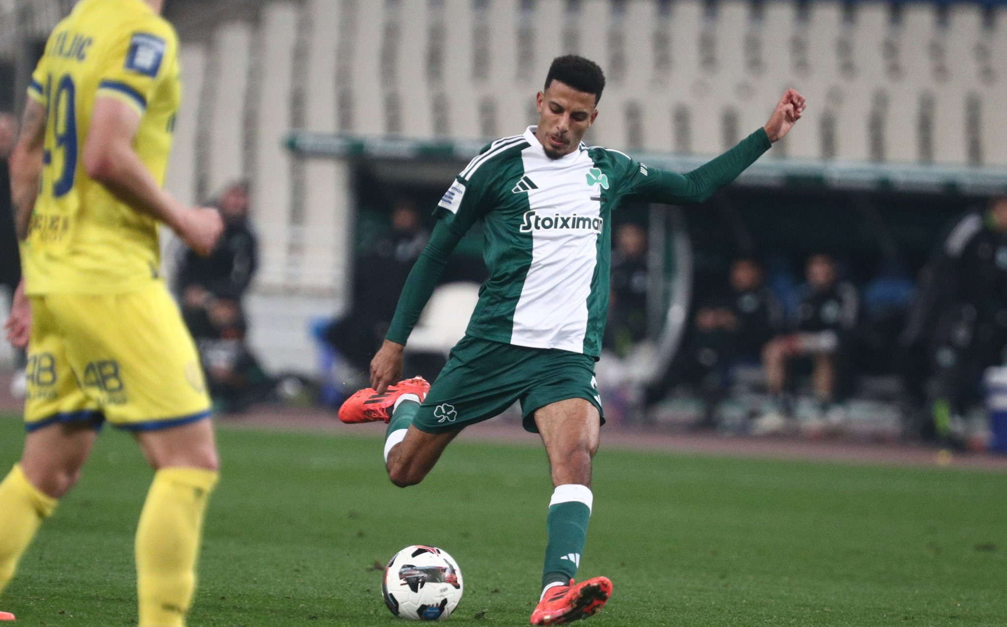 Οι έξι ποδοσφαιρικοί «πίνακες ζωγραφικής» από τις πινελιές του «καλλιτέχνη» Αζεντίν Ουναΐ (videos)