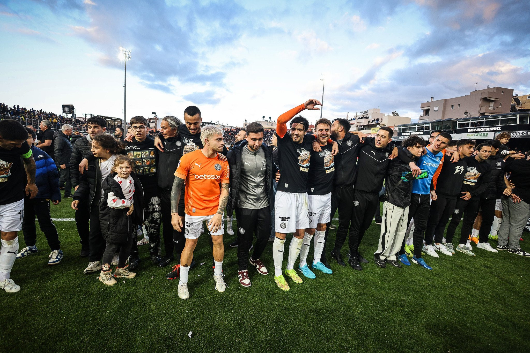 Το εκπληκτικό τραγούδι του ΟΦΗ για τον τελικό του Κυπέλλου Ελλάδας (video)