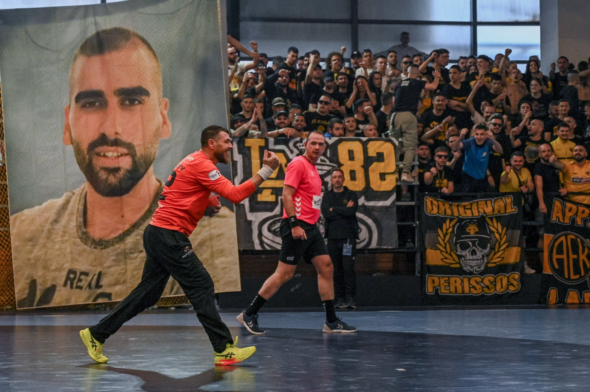 Αλαλούμ με την έδρα του ευρωπαϊκού τελικού της ΑΕΚ στο χάντμπολ - Τα δεδομένα