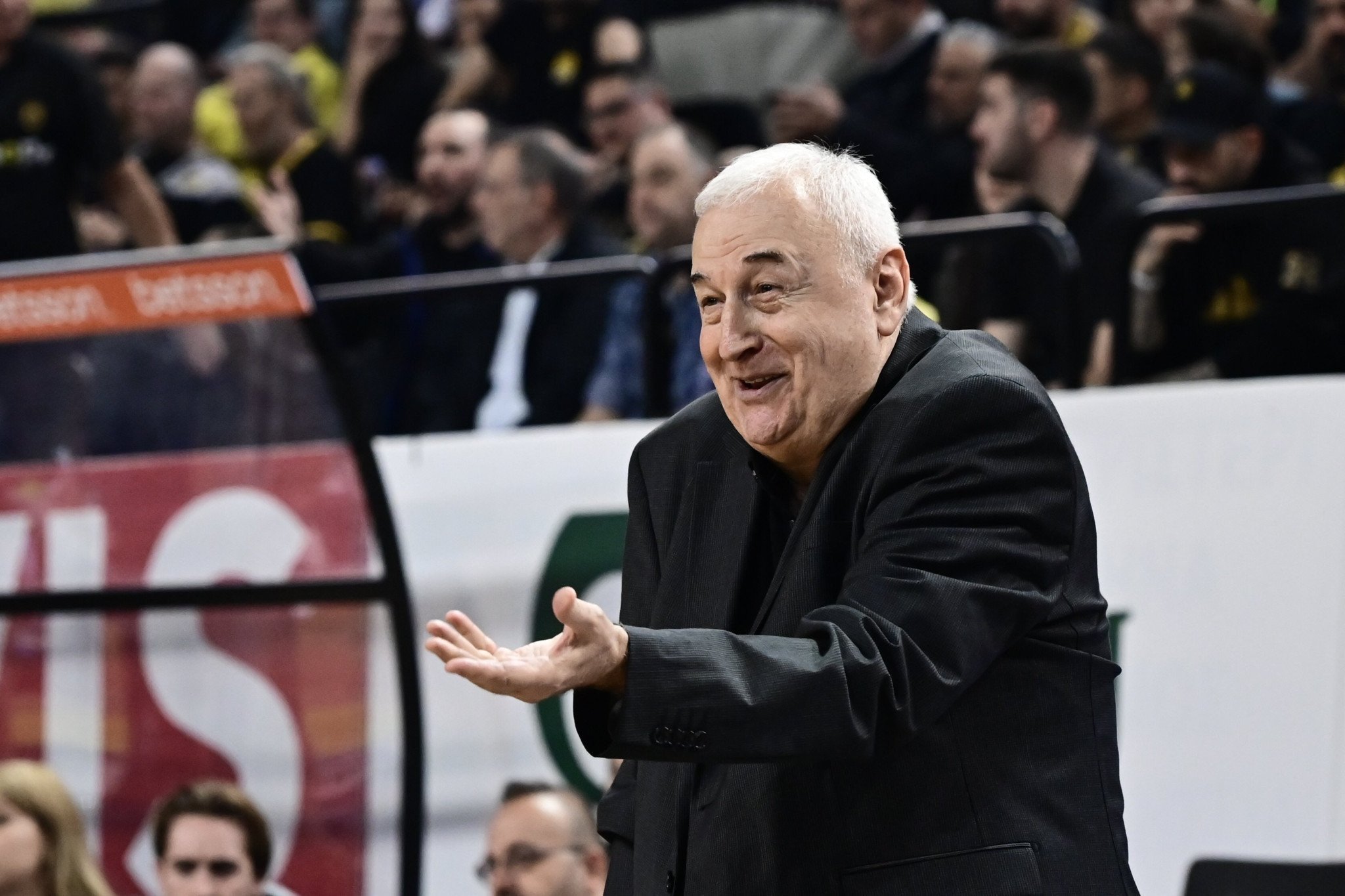 Σάκοτα: «Δεν έχω ξανά δει ποτέ στη ζωή μου τους κανονισμούς που βλέπω στην Ελλάδα»