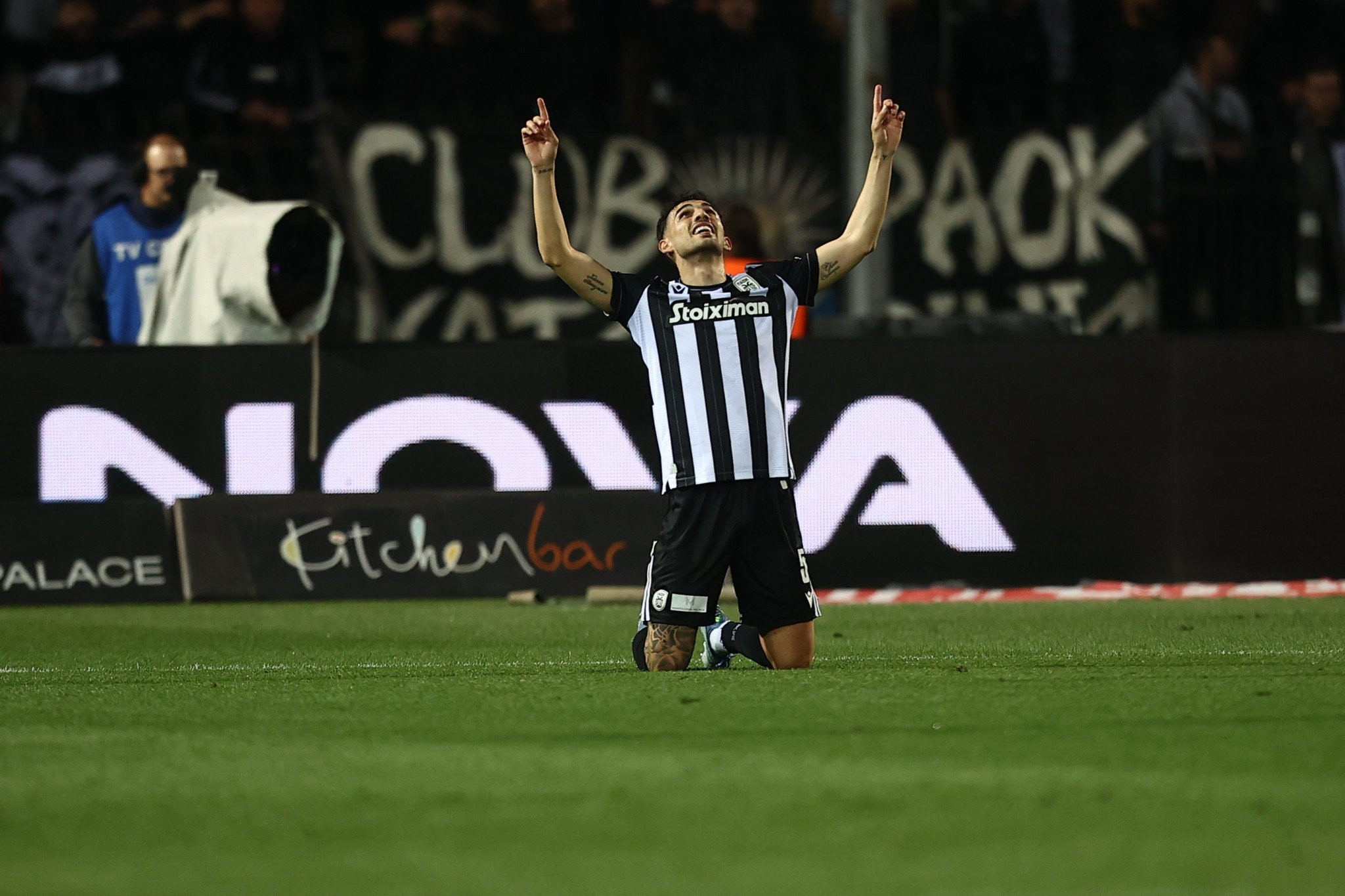 O Μιχαηλίδης αφιέρωσε το γκολ που πέτυχε στο πατέρα του που έχει φύγει από τη ζωή