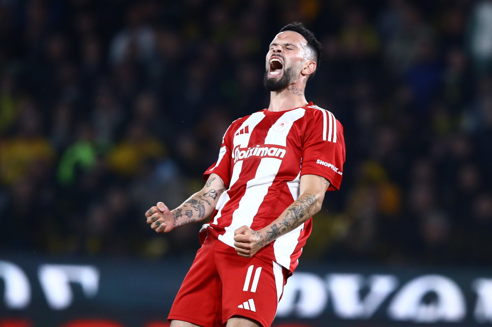 Η κριτική των παικτών του Ολυμπιακού στον αγώνα με την ΑΕΚ: Κορυφαίοι Βέλντε και Τζολάκης