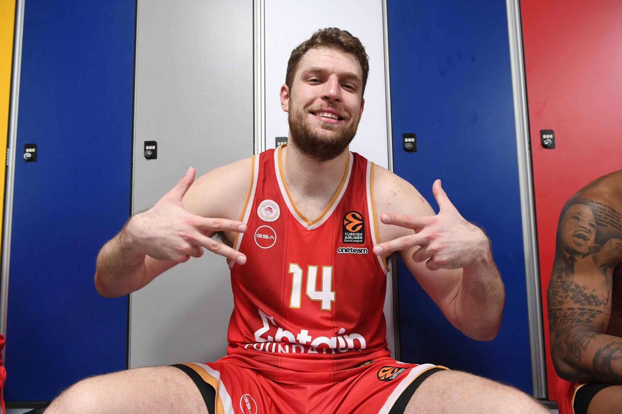 Ο Βεζένκοφ επέστρεψε με έναν στόχο στον Ολυμπιακό και αυτός δεν είναι απλά το Final-4