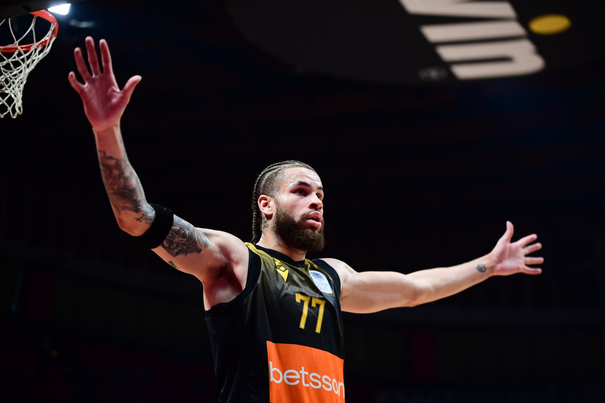 Ο Χέιλ στο Athletiko: «Όλη την εβδομάδα το μόνο που ονειρεύομαι είναι η ΑΕΚ να σηκώνει το BCL»